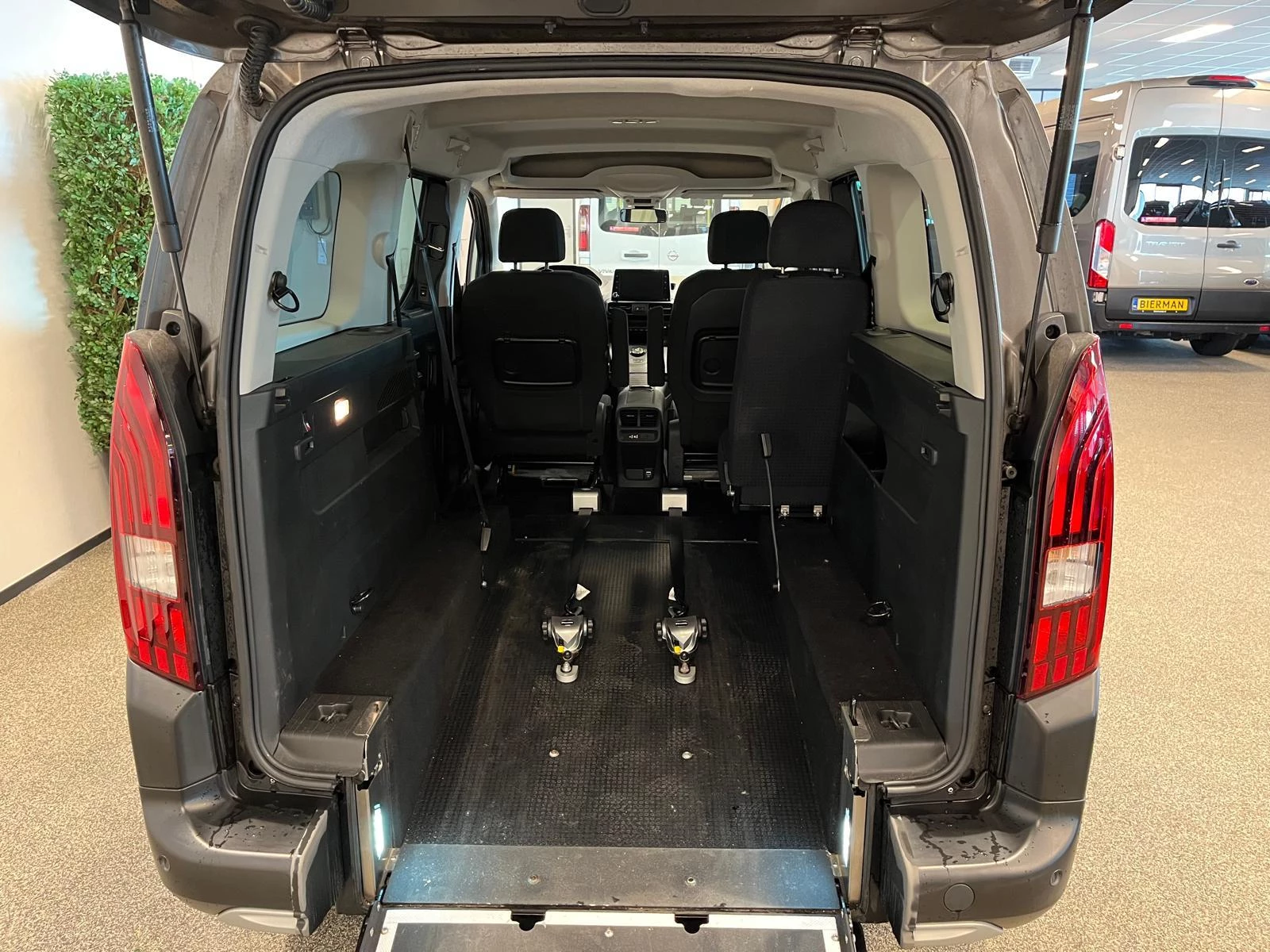 Hoofdafbeelding Peugeot Rifter