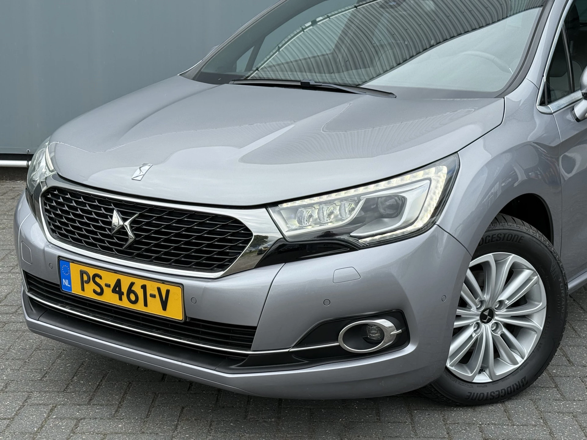 Hoofdafbeelding DS DS 4