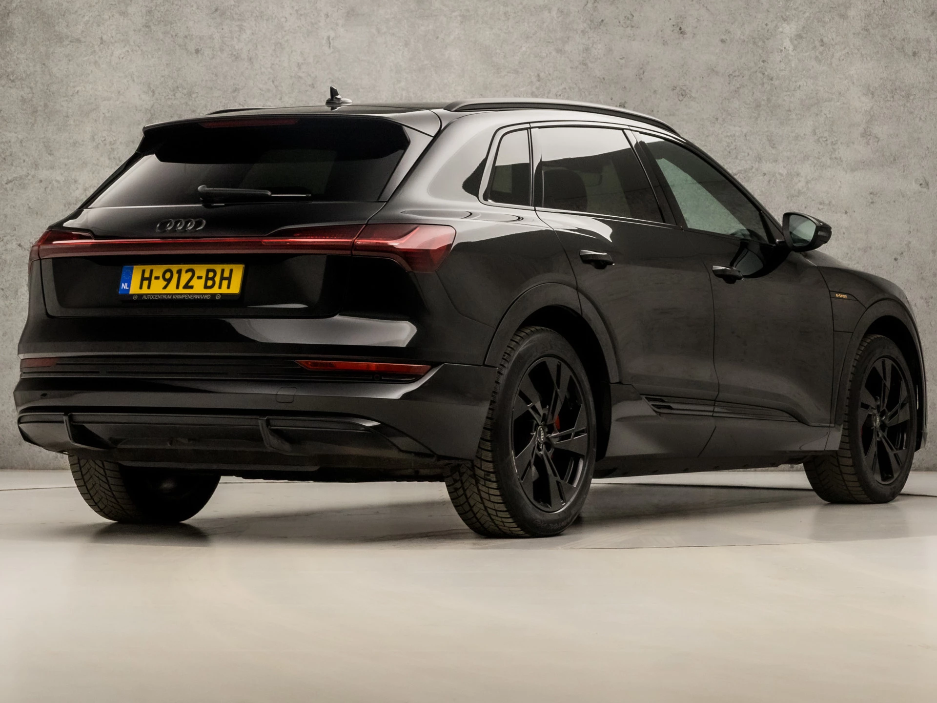 Hoofdafbeelding Audi e-tron