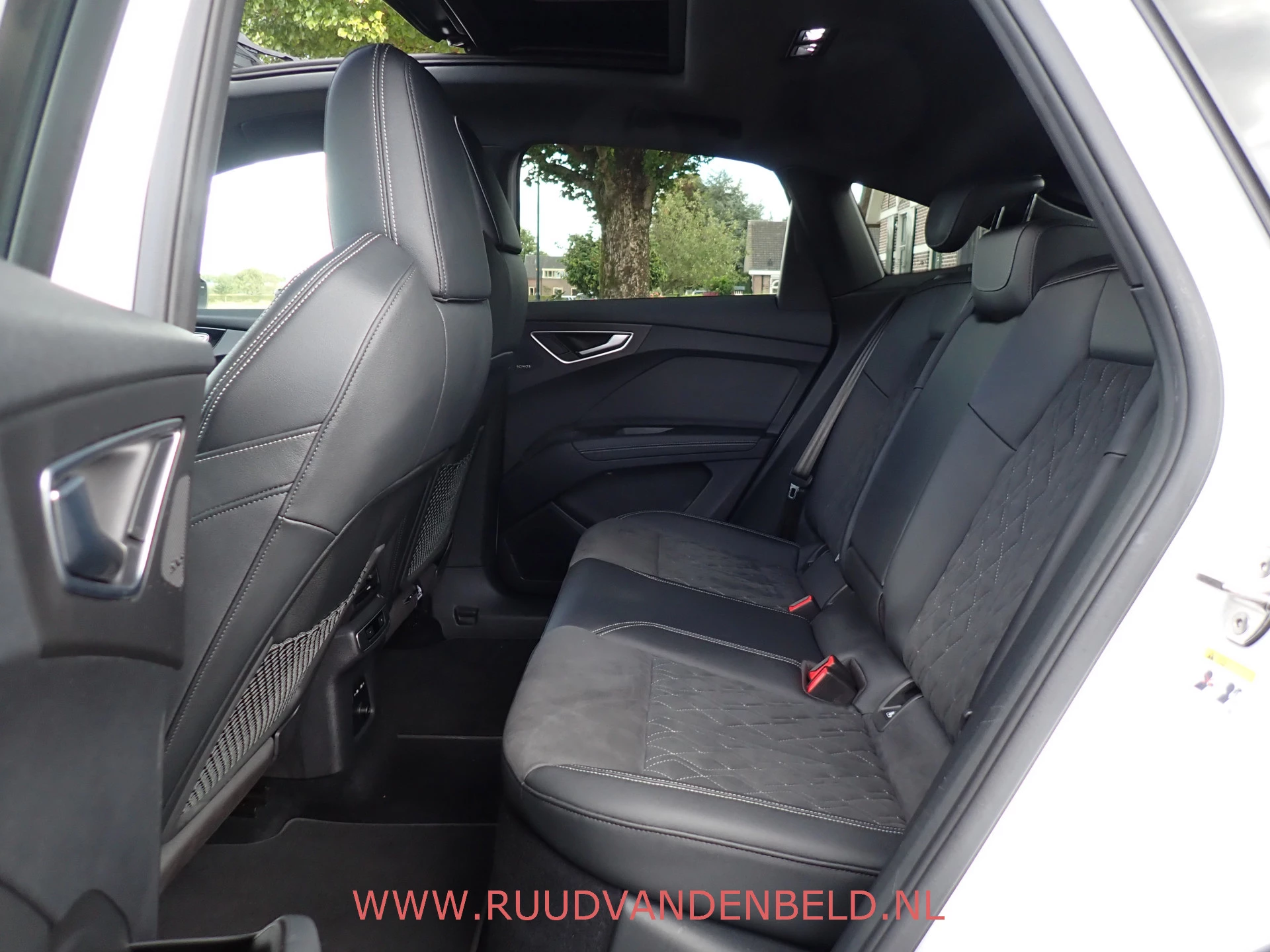 Hoofdafbeelding Audi Q4 e-tron