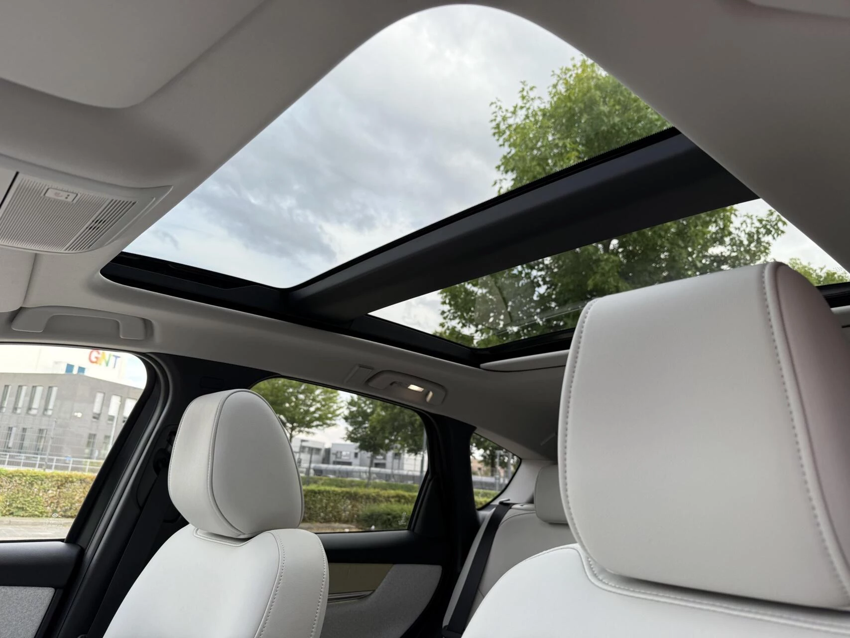 Hoofdafbeelding Mazda CX-60