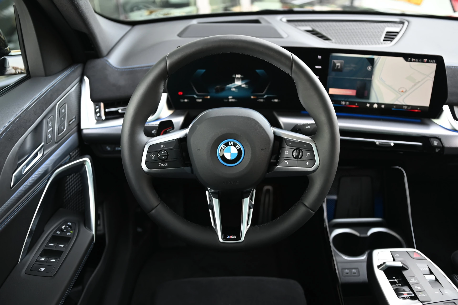 Hoofdafbeelding BMW iX2