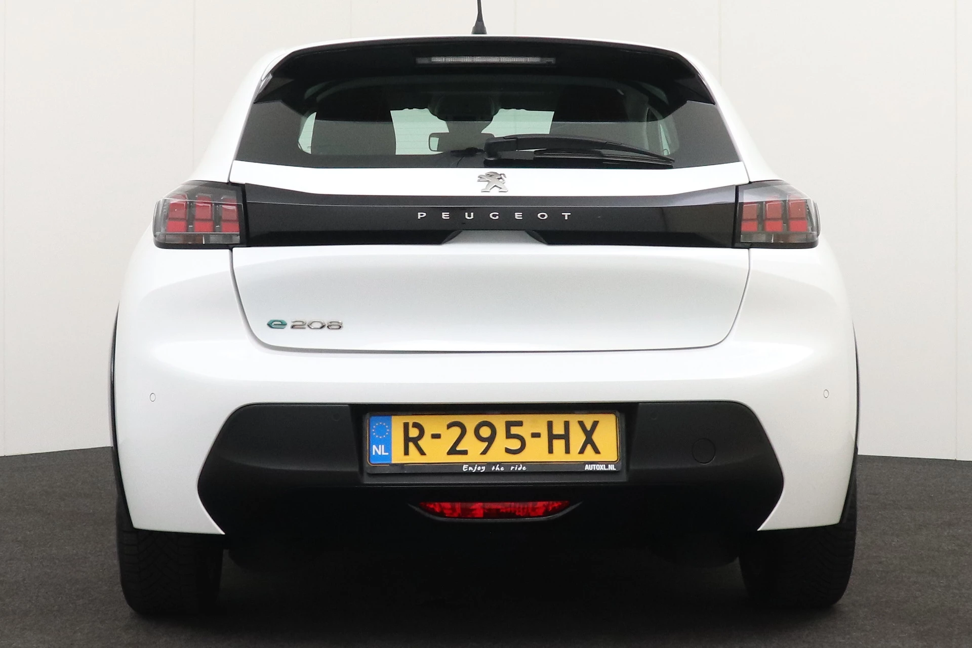 Hoofdafbeelding Peugeot e-208