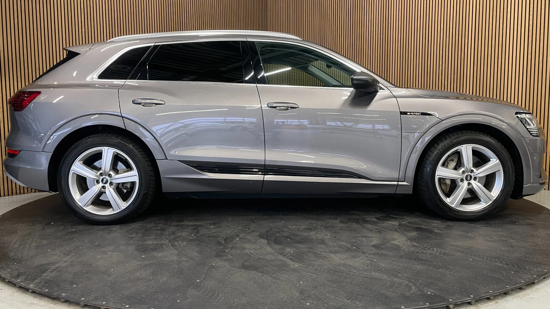 Hoofdafbeelding Audi e-tron