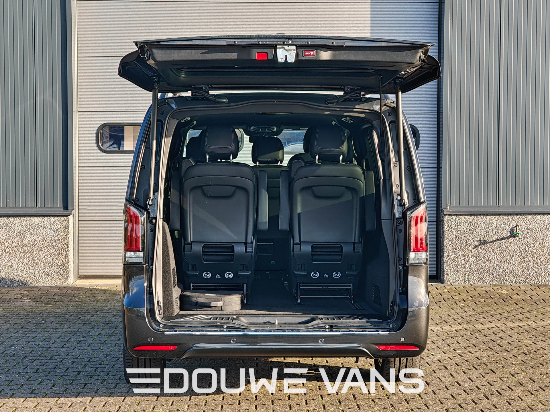 Hoofdafbeelding Mercedes-Benz EQV