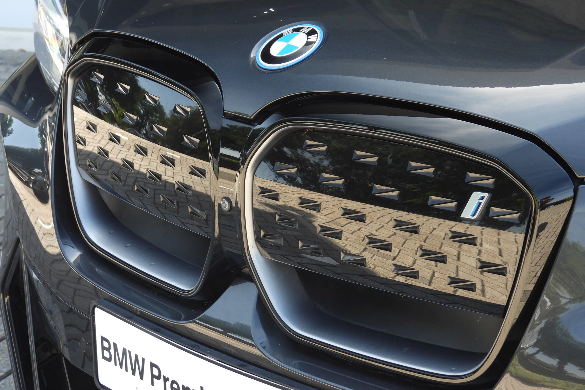Hoofdafbeelding BMW iX3