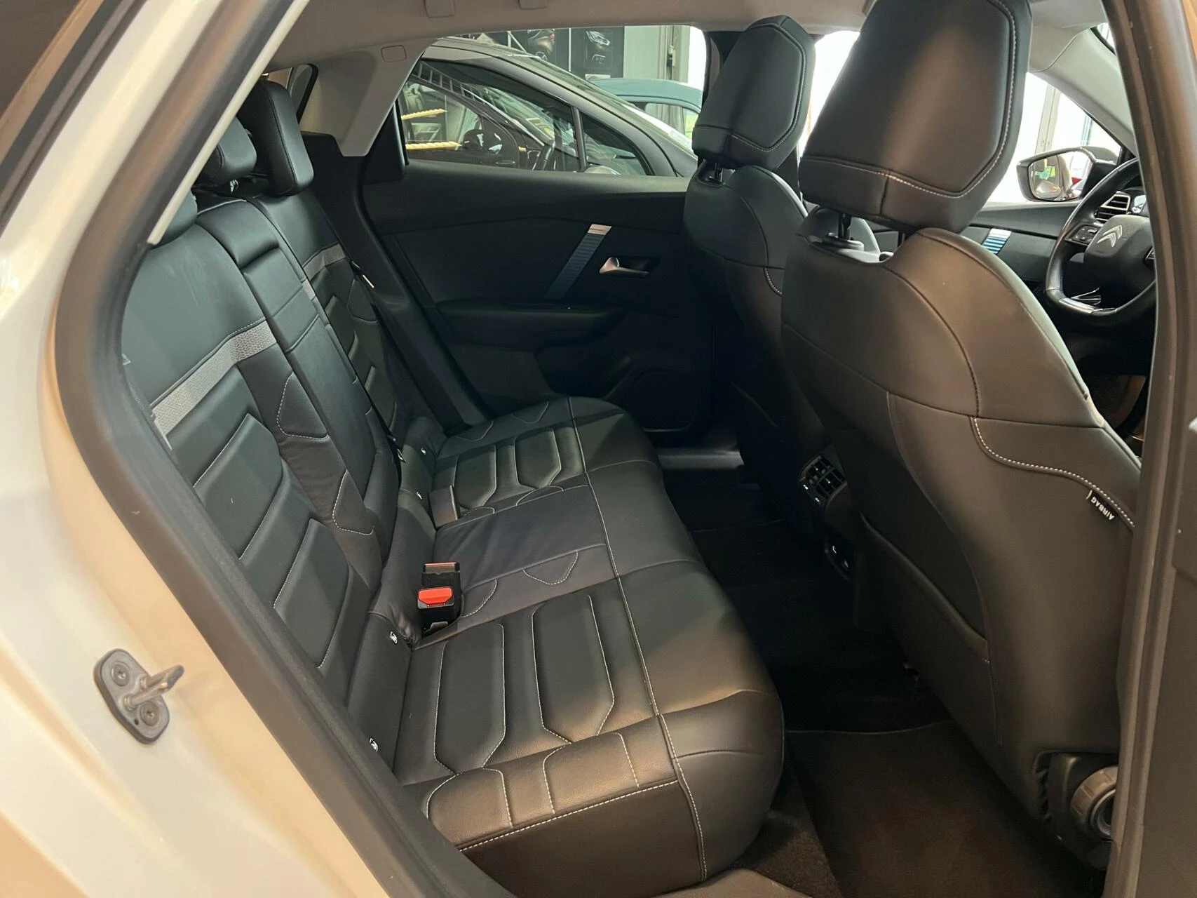 Hoofdafbeelding Citroën ë-C4