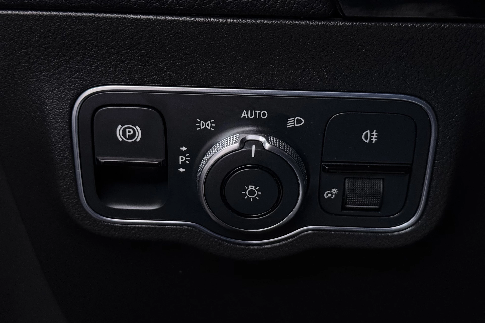 Hoofdafbeelding Mercedes-Benz EQA