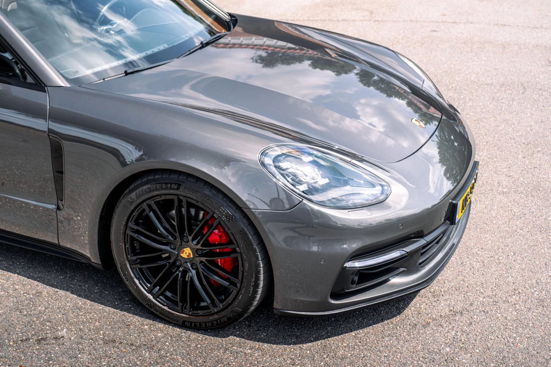 Hoofdafbeelding Porsche Panamera