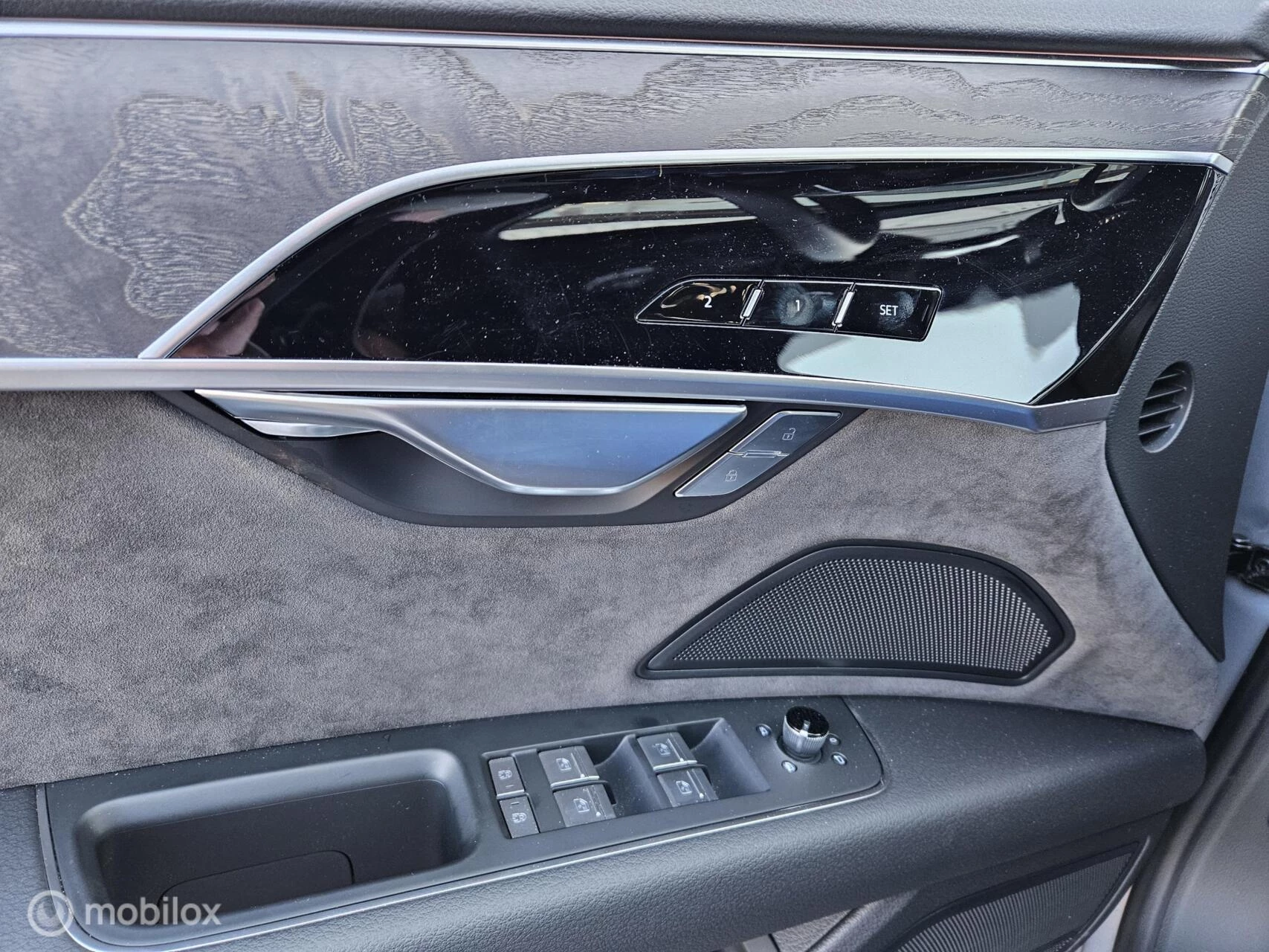 Hoofdafbeelding Audi A8