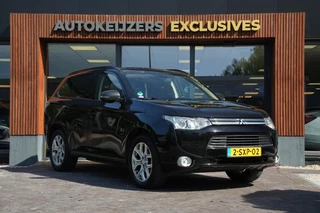 Mitsubishi Outlander 2.0 PHEV instyle Navi Leer PDC Clima Stoelverw.