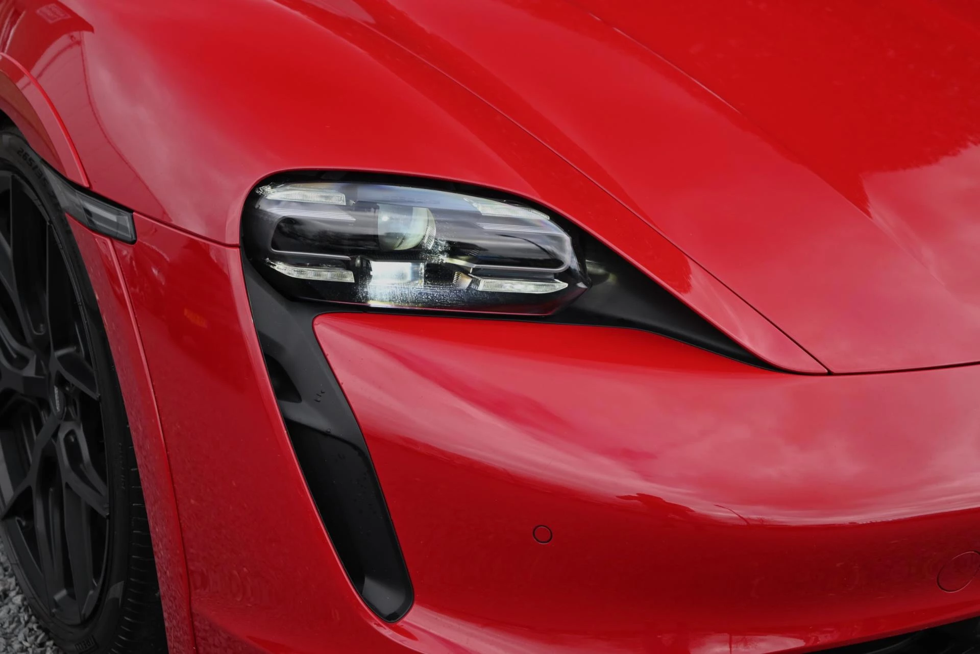 Hoofdafbeelding Porsche Taycan