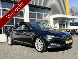 Škoda Superb 1.5 TSI ACT Business Edition DSG ECC Trekhaak 1600kg trekgewicht Stoelverwarming Cruise controle Stoelmemorie Virtual display Stuurwielbediening Navigatiesysteem