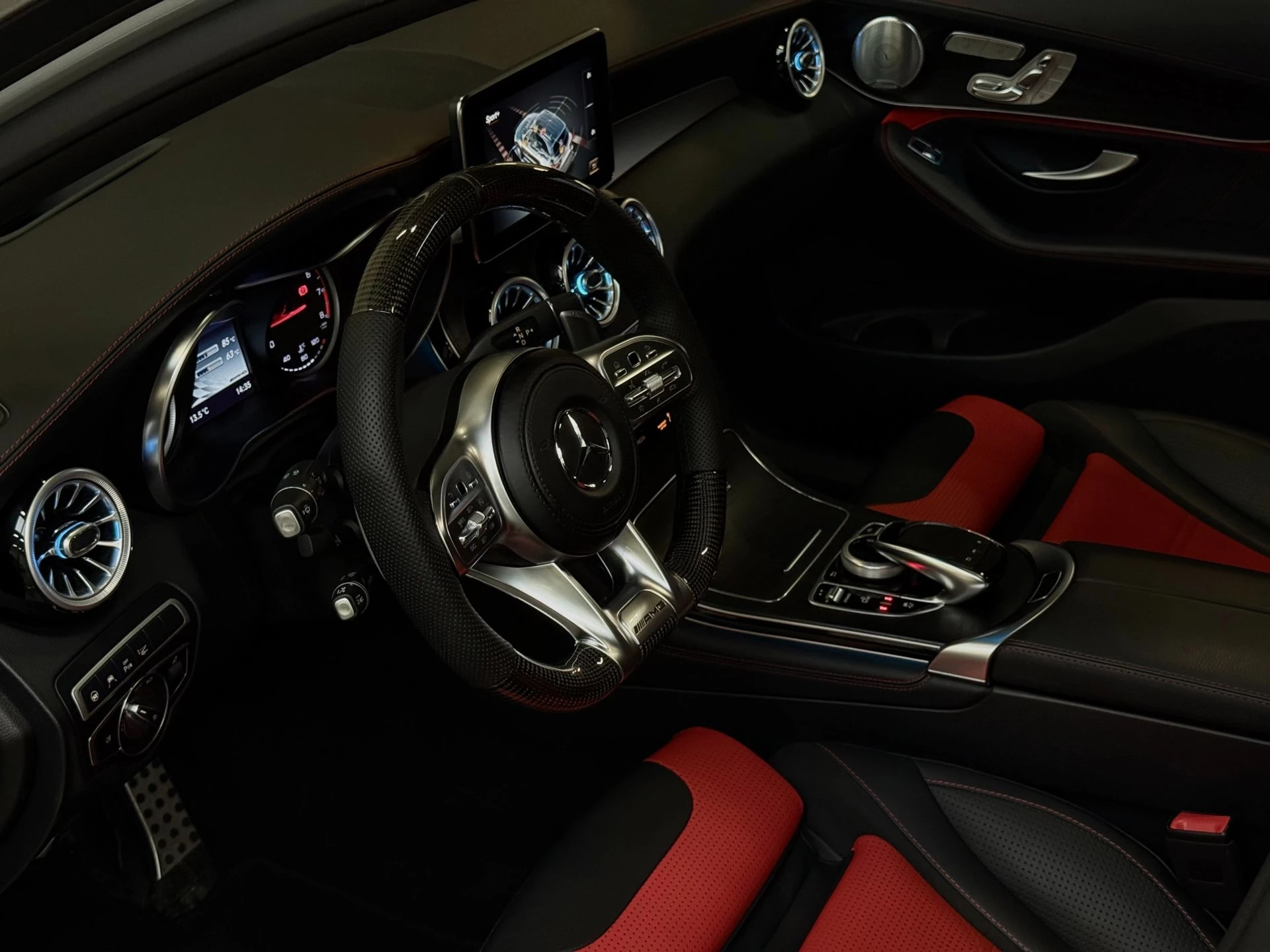 Hoofdafbeelding Mercedes-Benz GLC