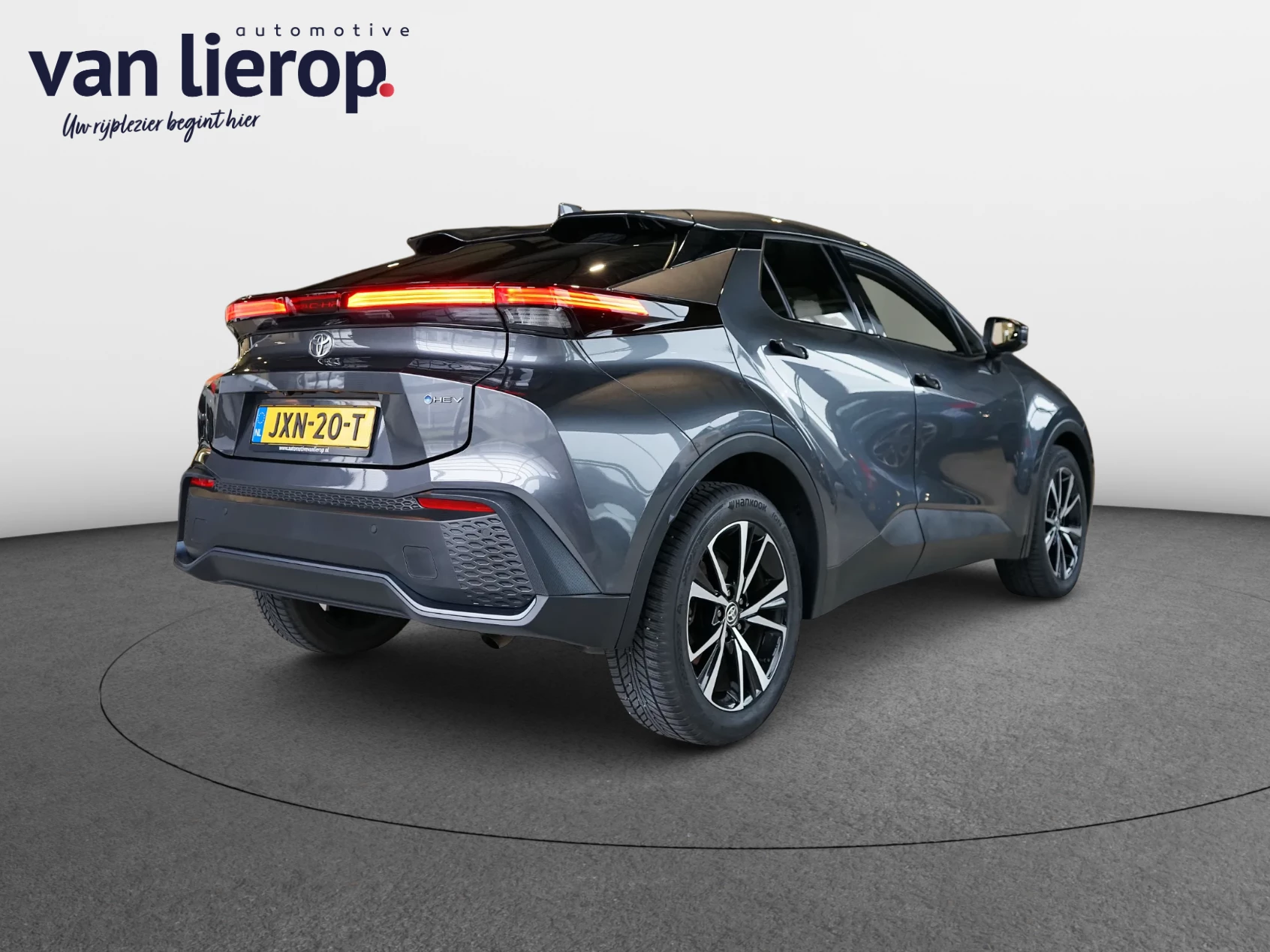 Hoofdafbeelding Toyota C-HR