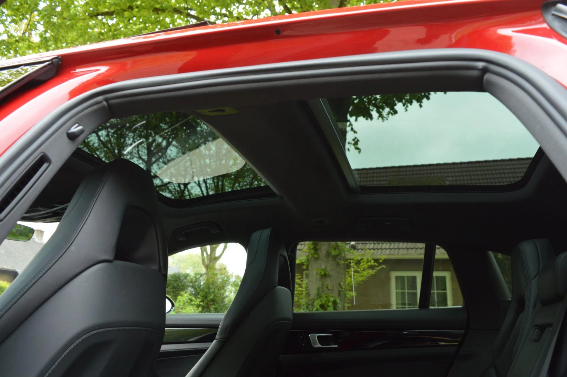 Hoofdafbeelding Porsche Panamera