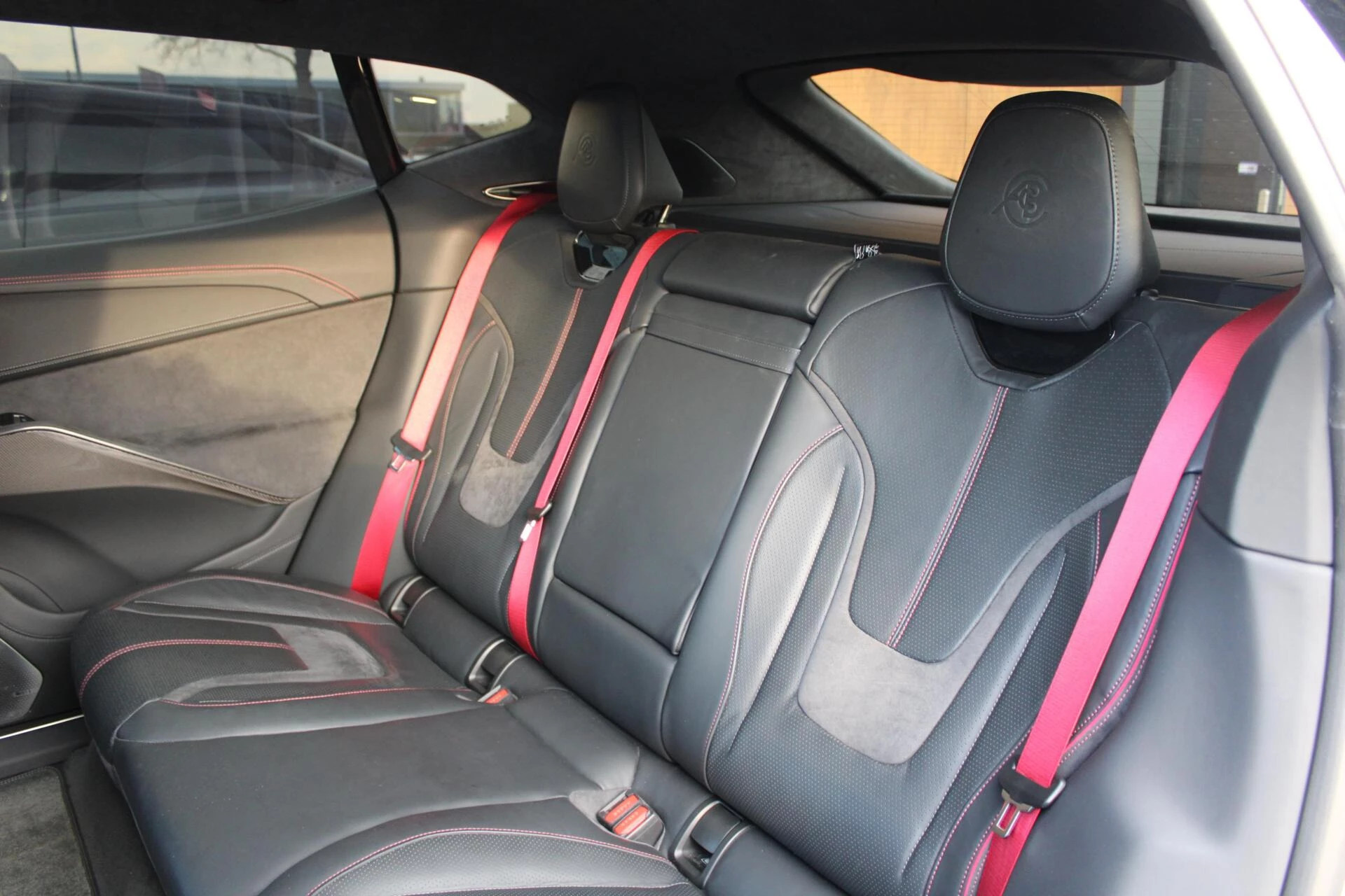 Hoofdafbeelding Lotus Eletre