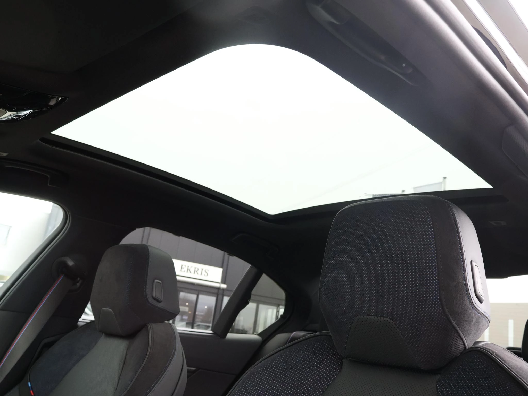 Hoofdafbeelding BMW i5