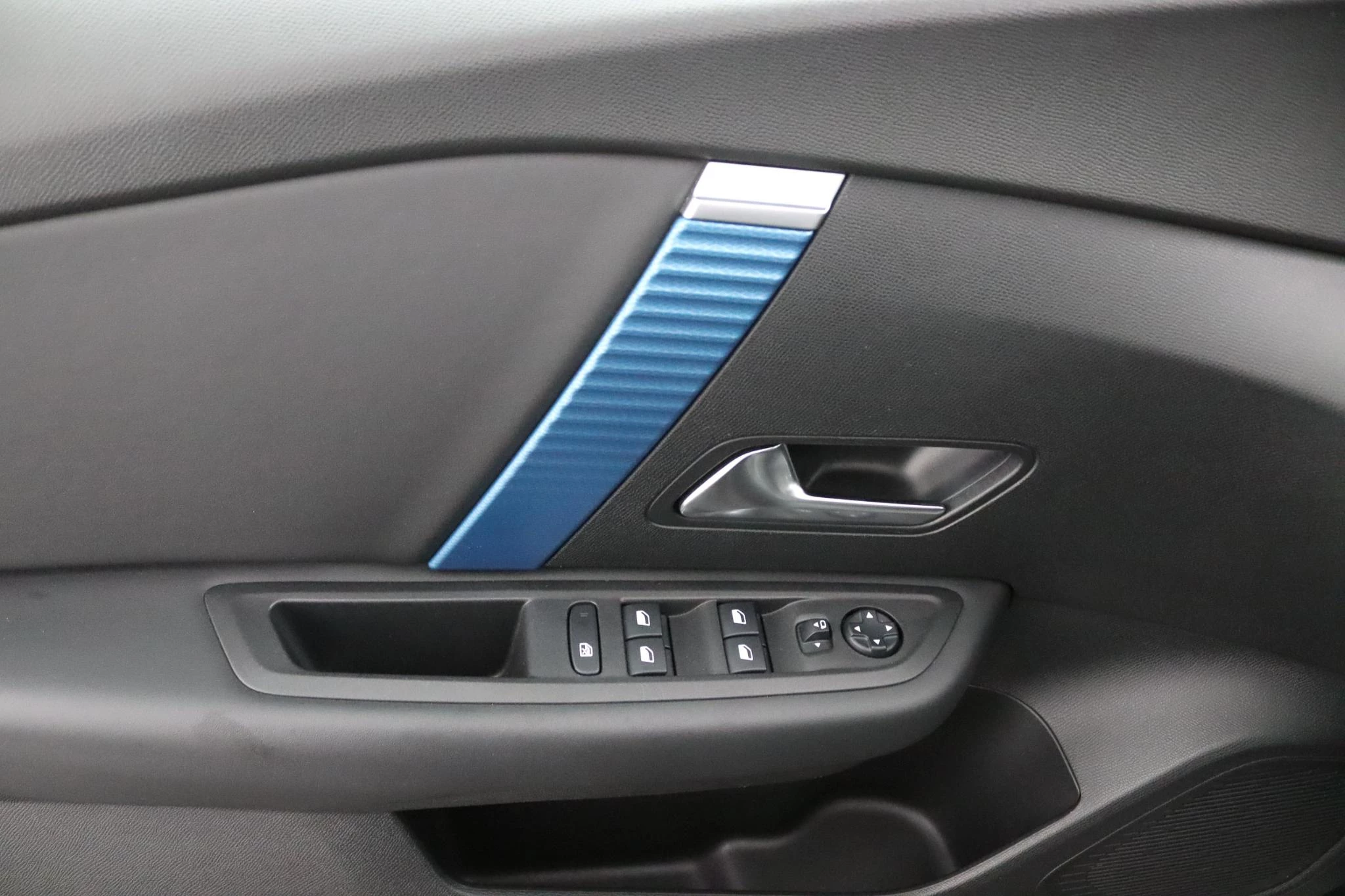 Hoofdafbeelding Citroën ë-C4