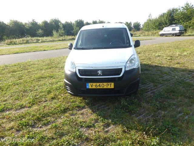 Hoofdafbeelding Peugeot Partner