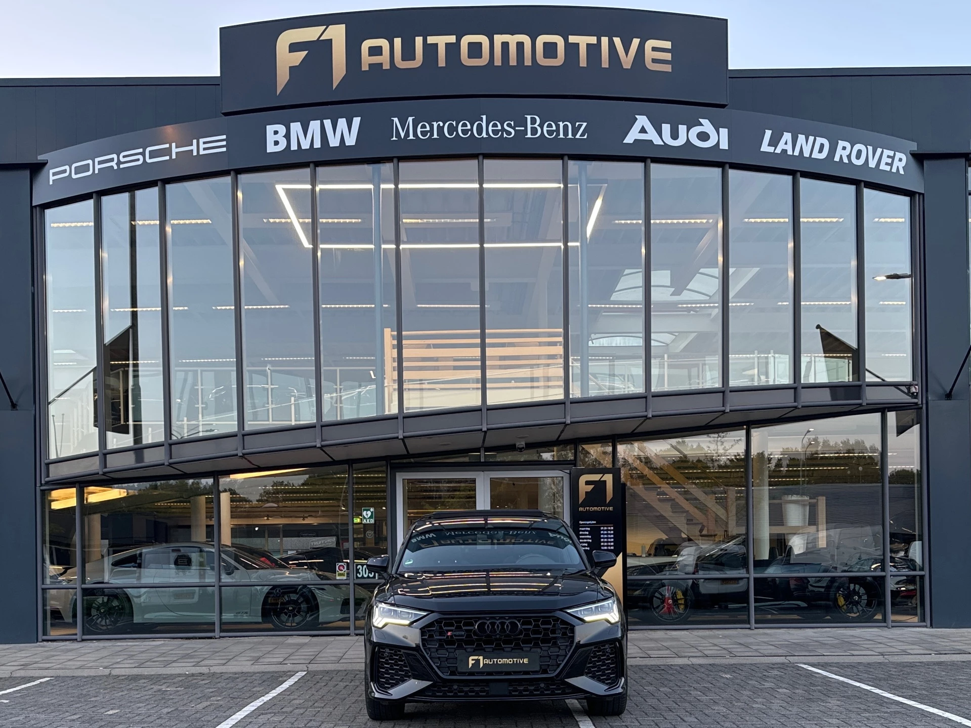 Hoofdafbeelding Audi RSQ3