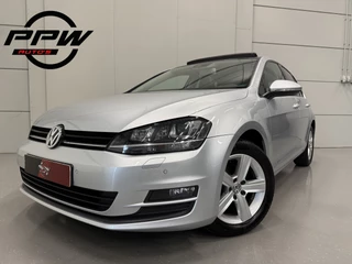 Volkswagen Golf 1.2 TSI 110PK DSG 5drs. PANO/BI-XENON/LEER-STOF SP.STOELEN/MASSAGE/CARPLAY/NAVI/ECC/CRUISE/PRIVACY/16"/WINTERPAKKET/VOLLEDIG VW DEALER HISTORIE,NET OH BEURT GEHAD