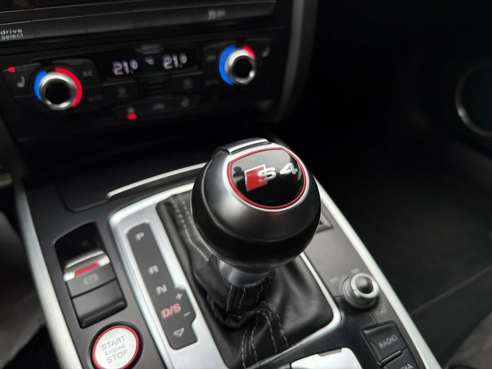 Hoofdafbeelding Audi S4