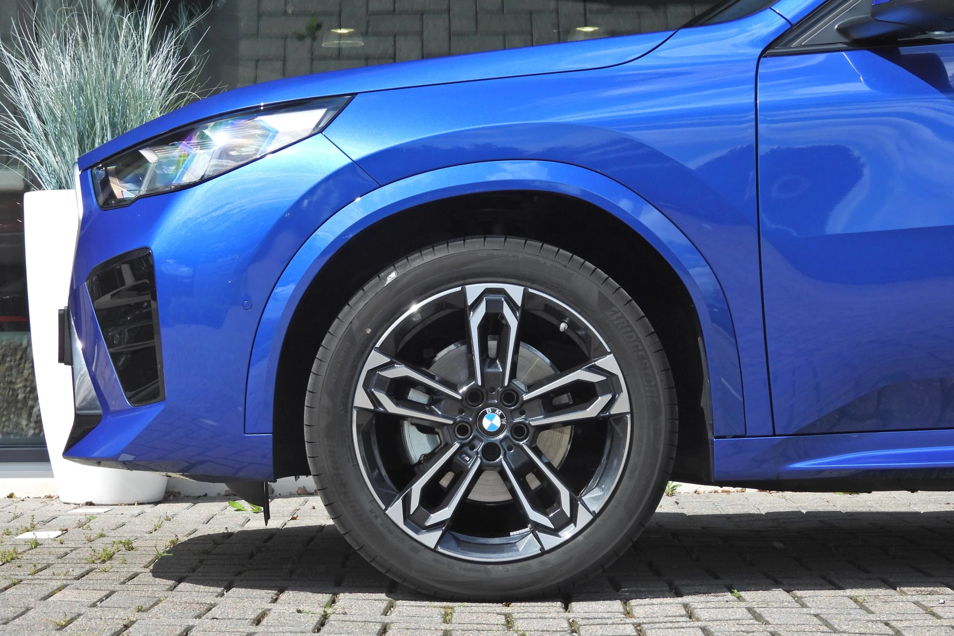 Hoofdafbeelding BMW iX2