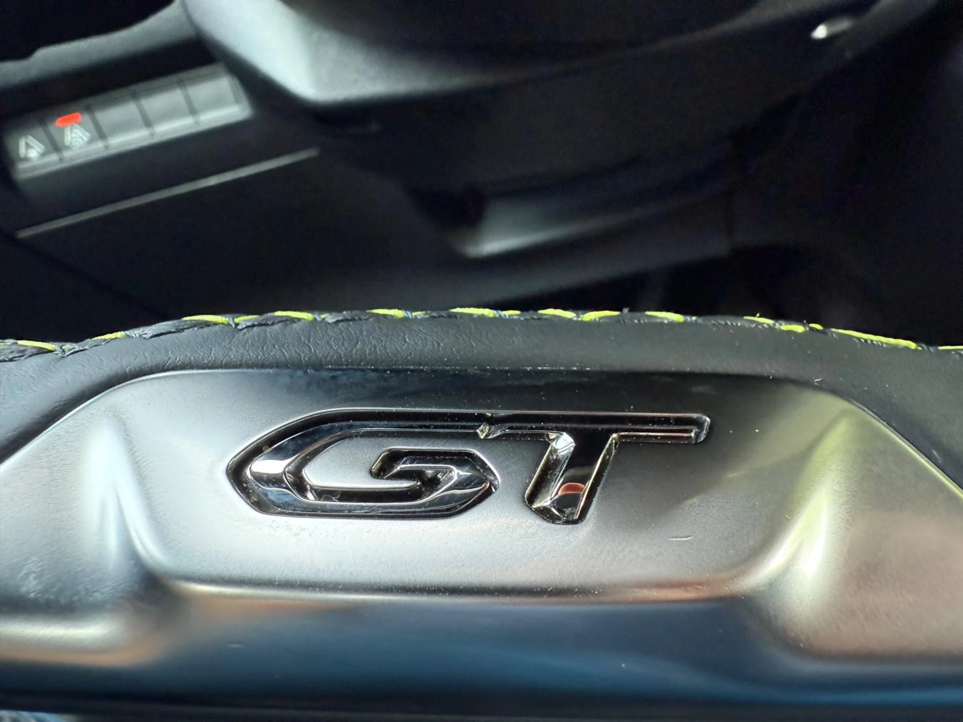 Hoofdafbeelding Peugeot e-208