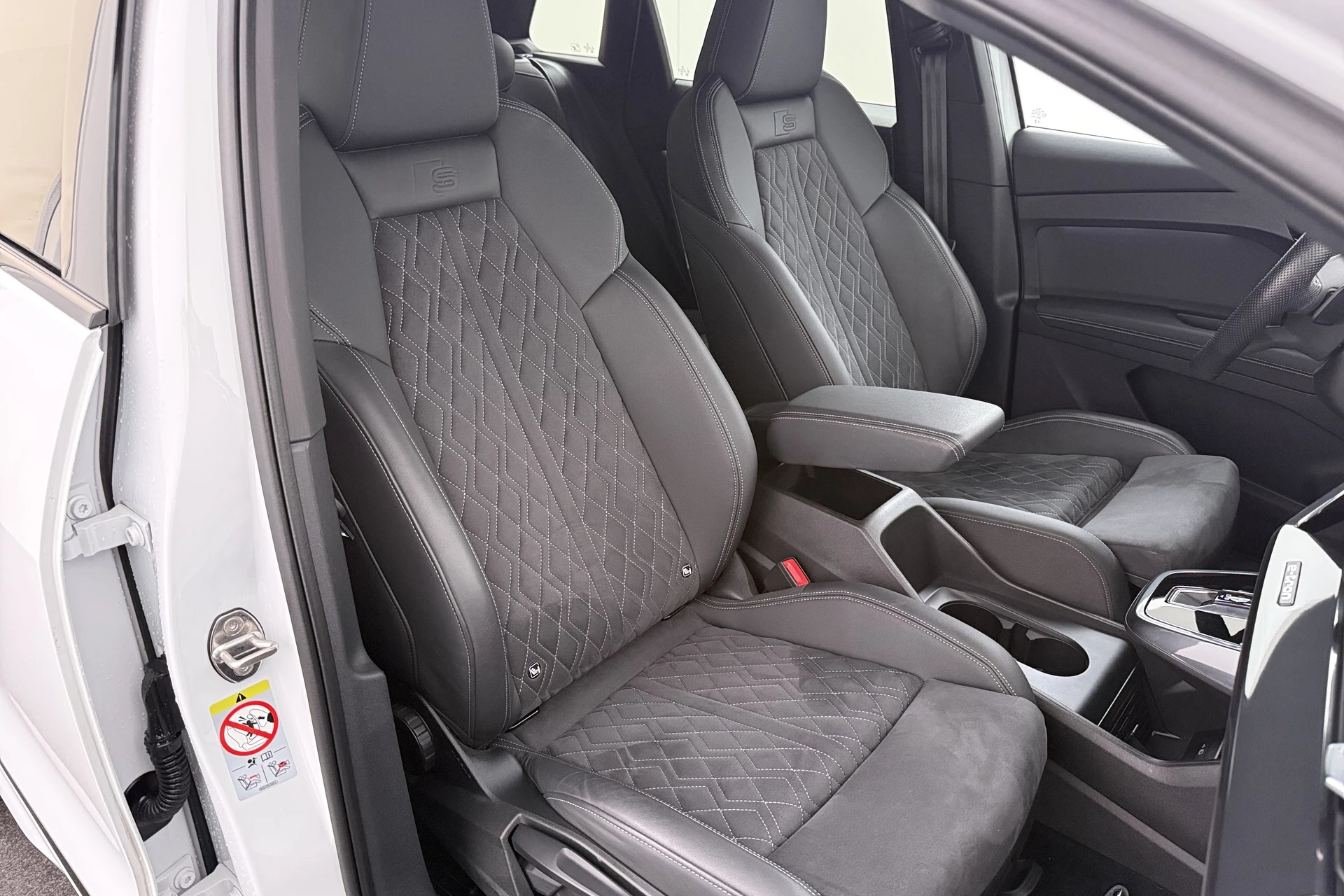 Hoofdafbeelding Audi Q4 e-tron