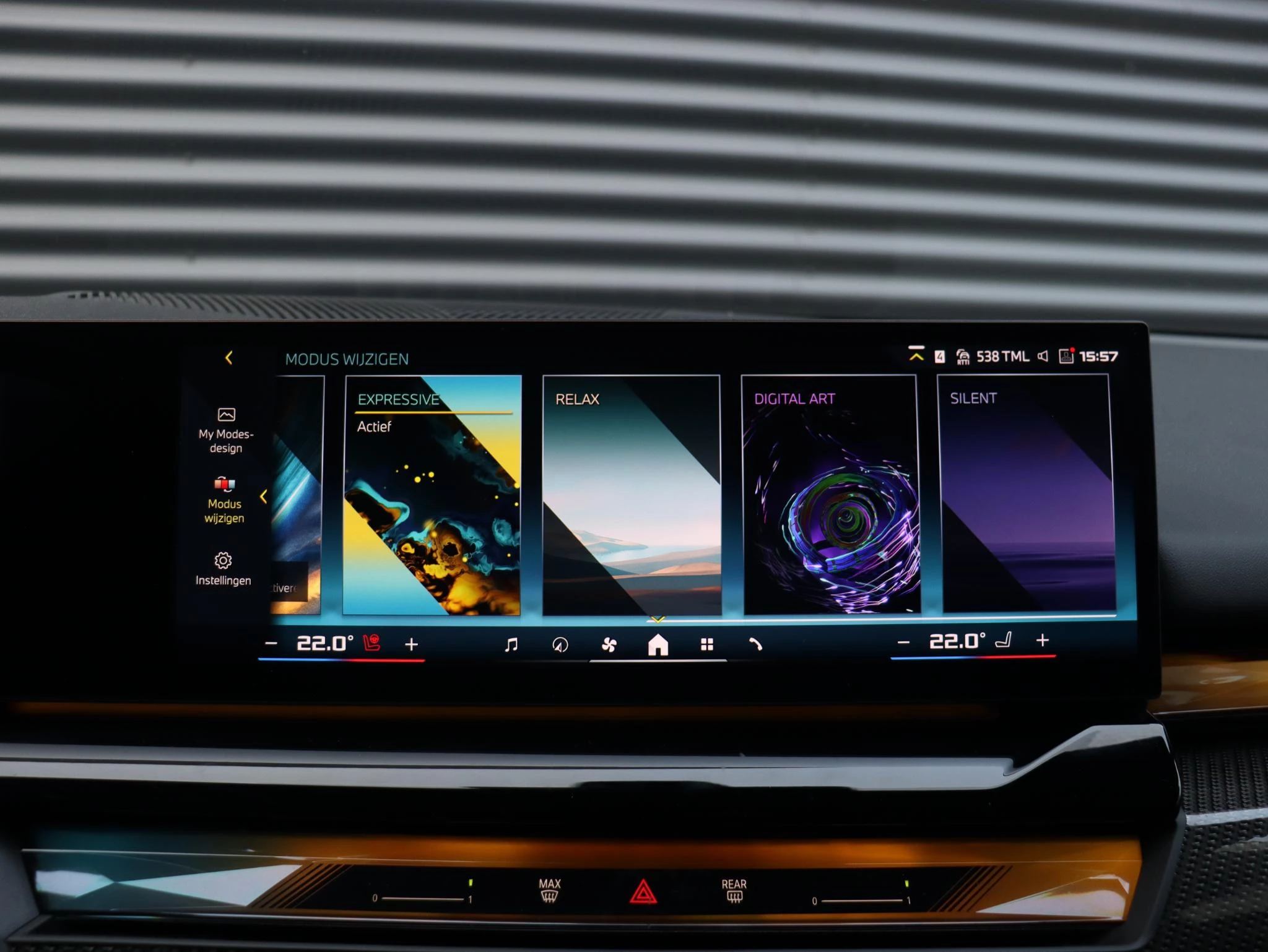 Hoofdafbeelding BMW i5