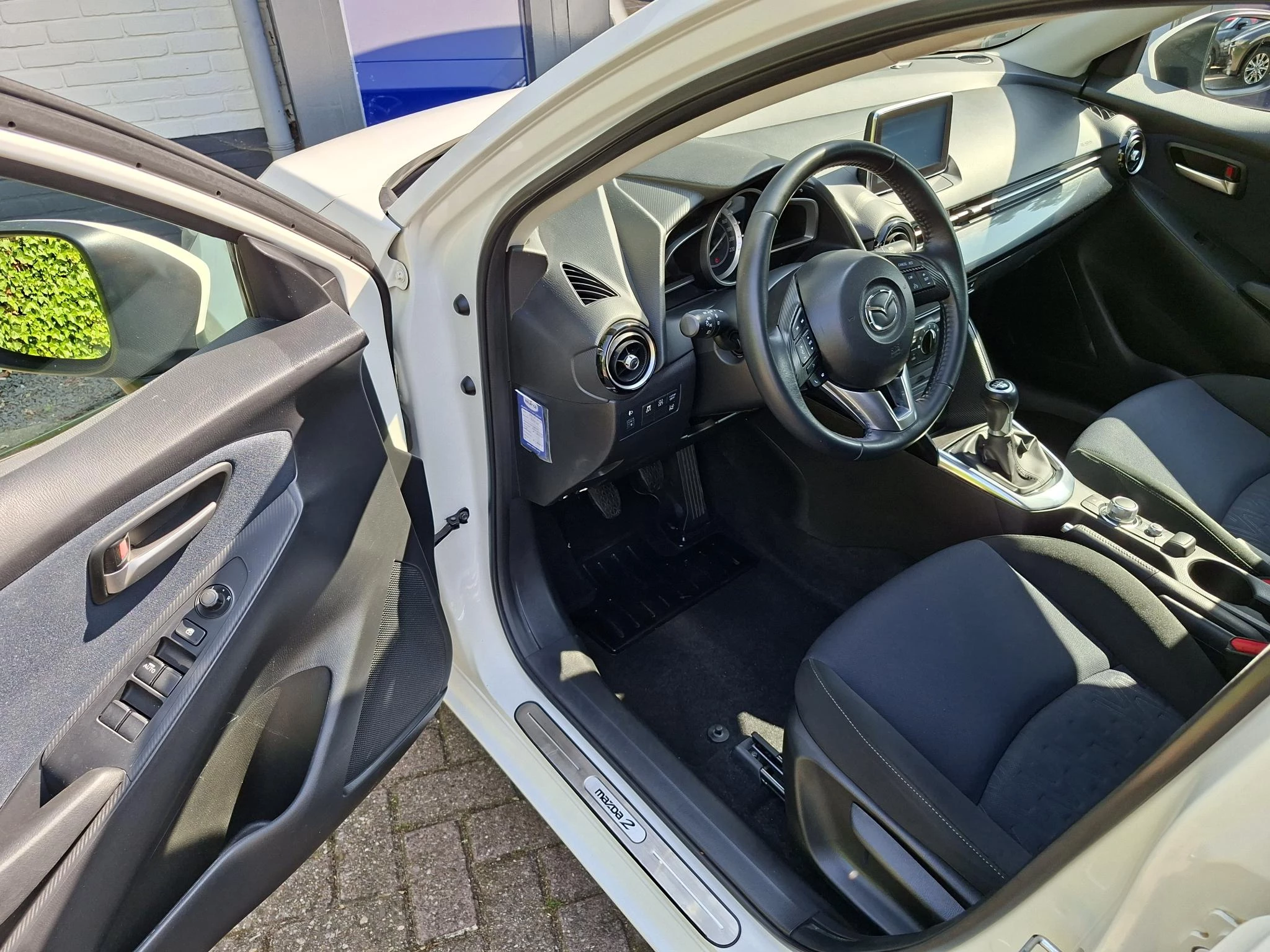 Hoofdafbeelding Mazda 2
