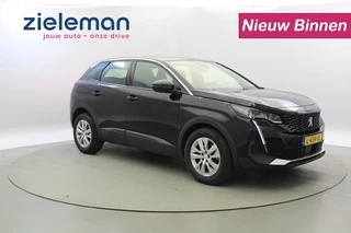 Hoofdafbeelding Peugeot 3008 Peugeot 3008 1.2 PureTech Active Avantage Automaat - Carplay, Camera, Digitaal Cockpit