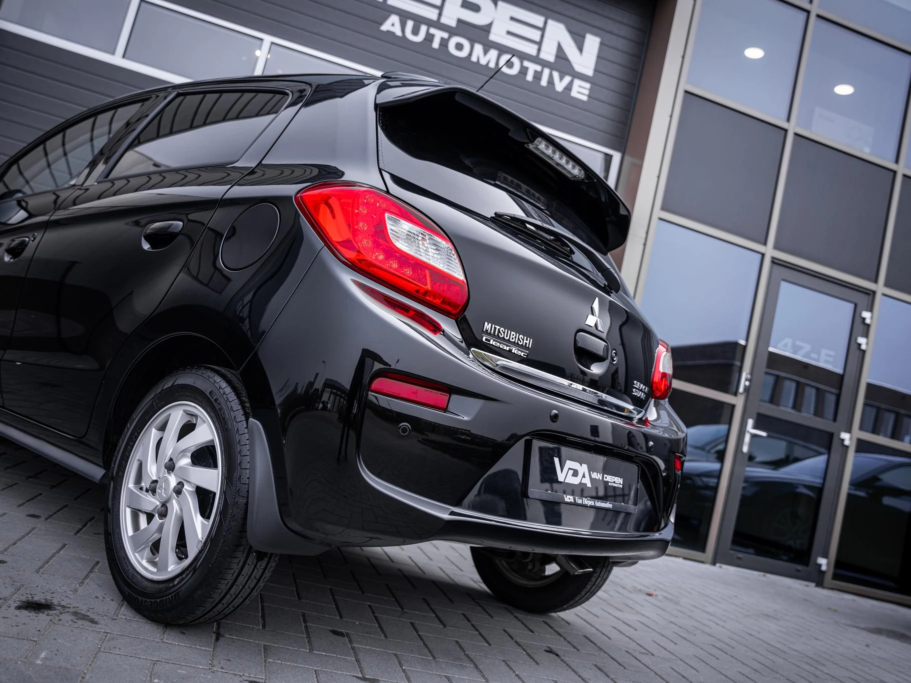 Hoofdafbeelding Mitsubishi Space Star