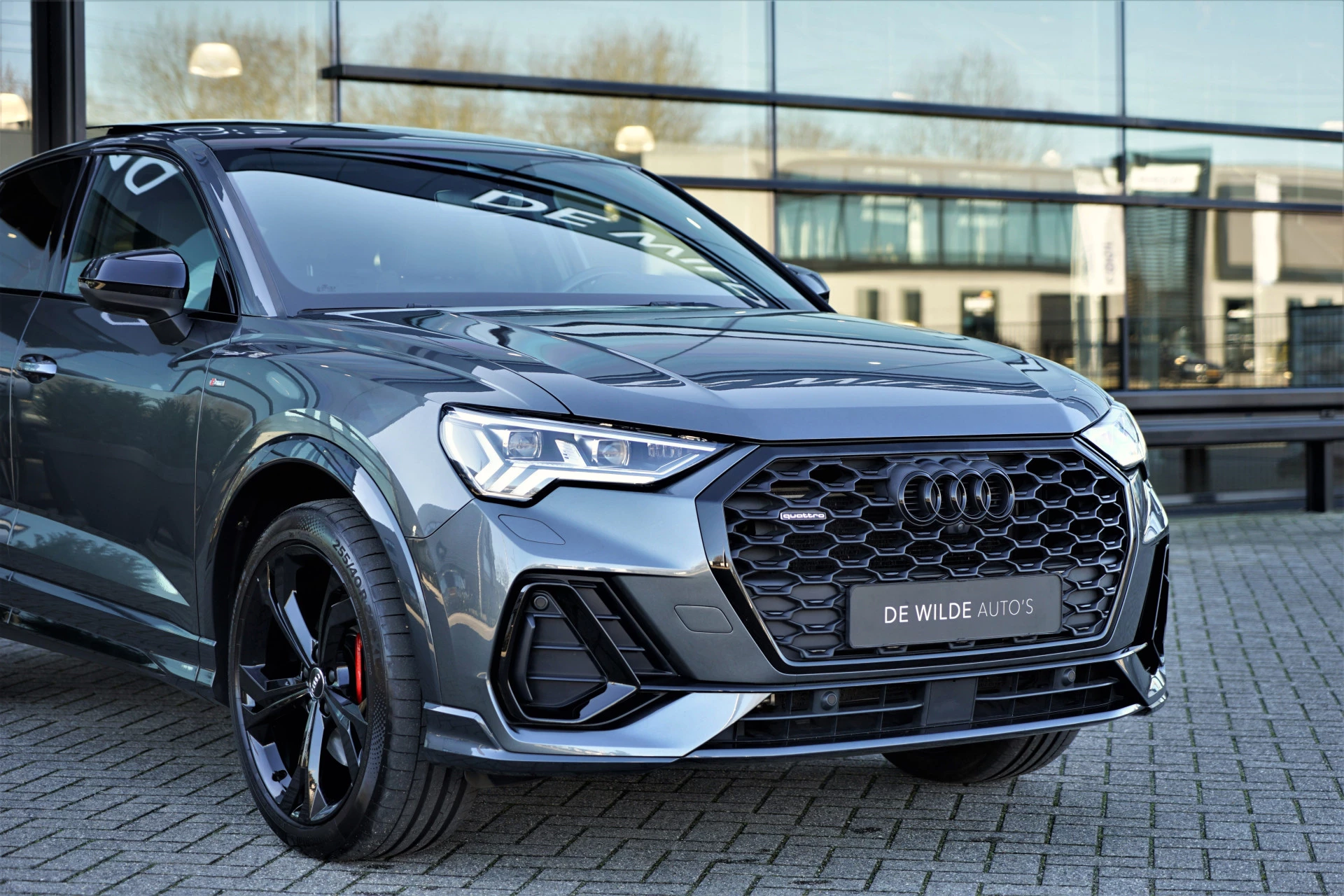 Hoofdafbeelding Audi Q3