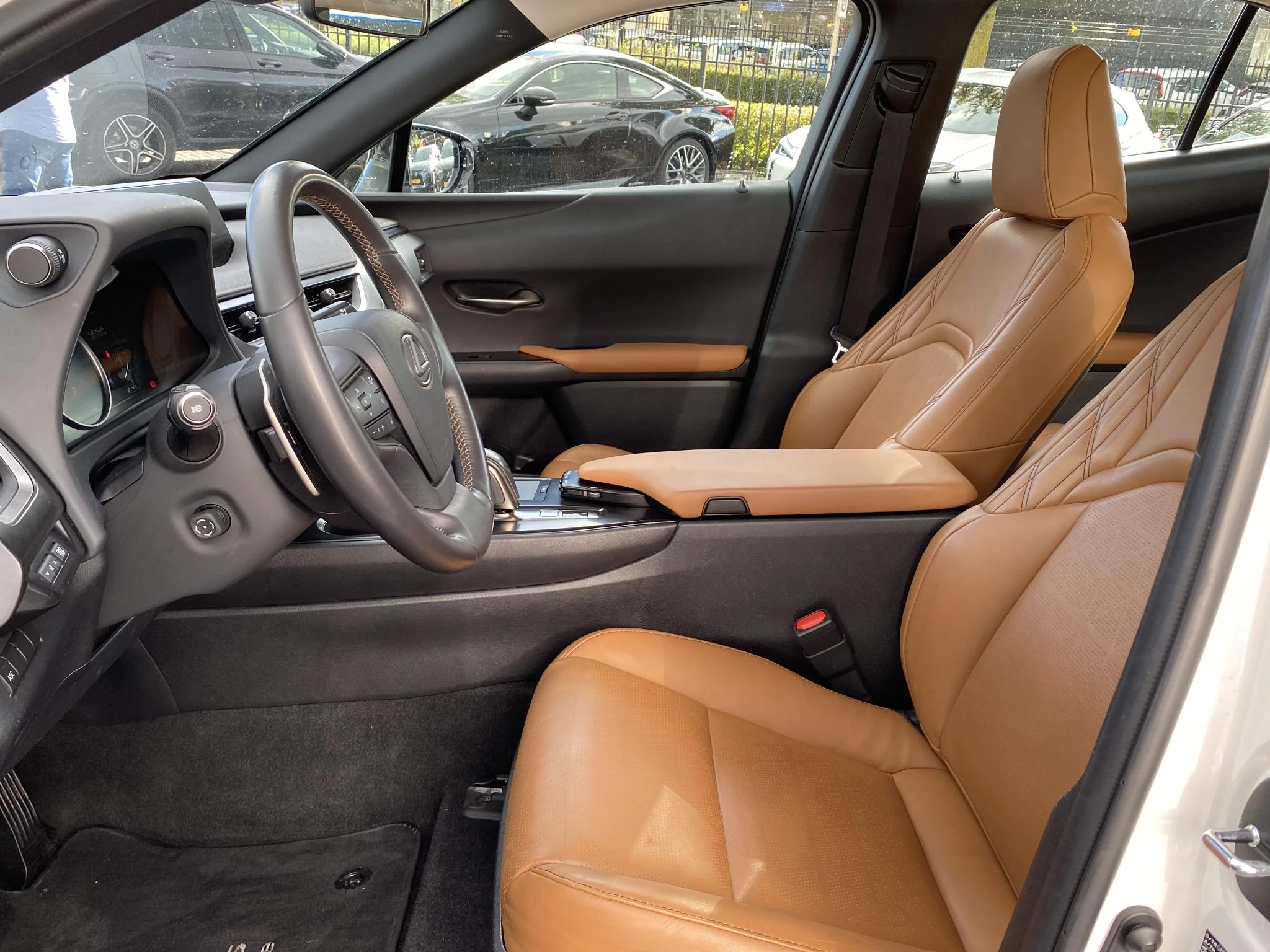 Hoofdafbeelding Lexus UX