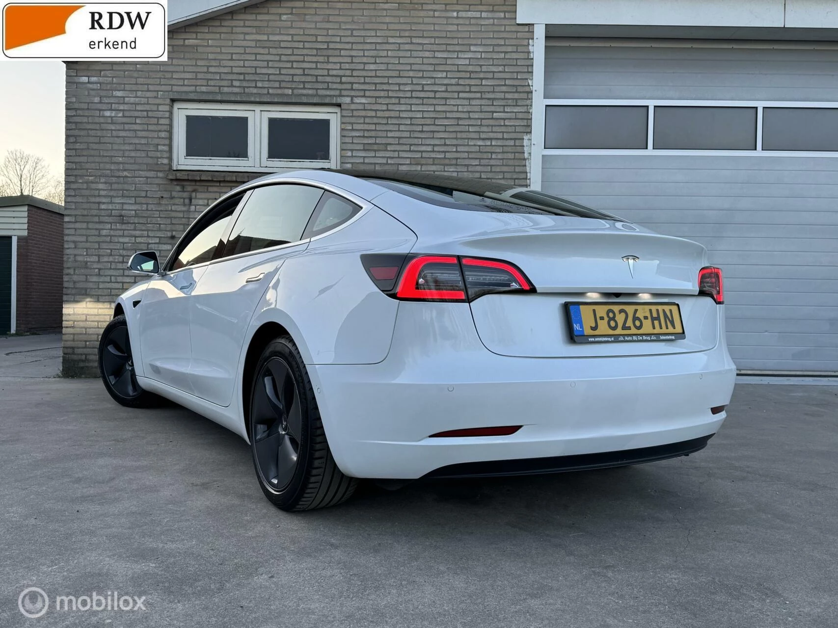 Hoofdafbeelding Tesla Model 3
