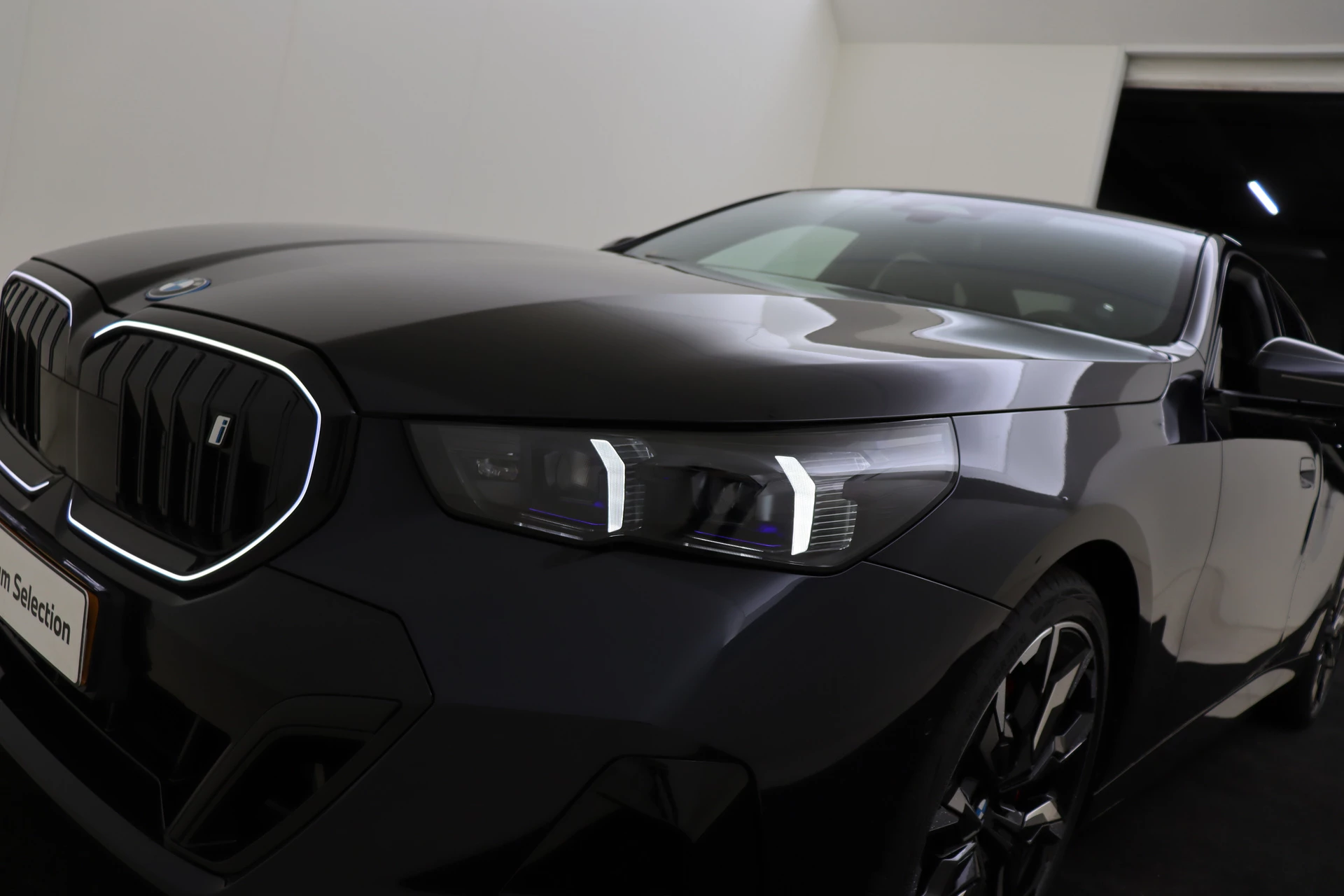Hoofdafbeelding BMW i5