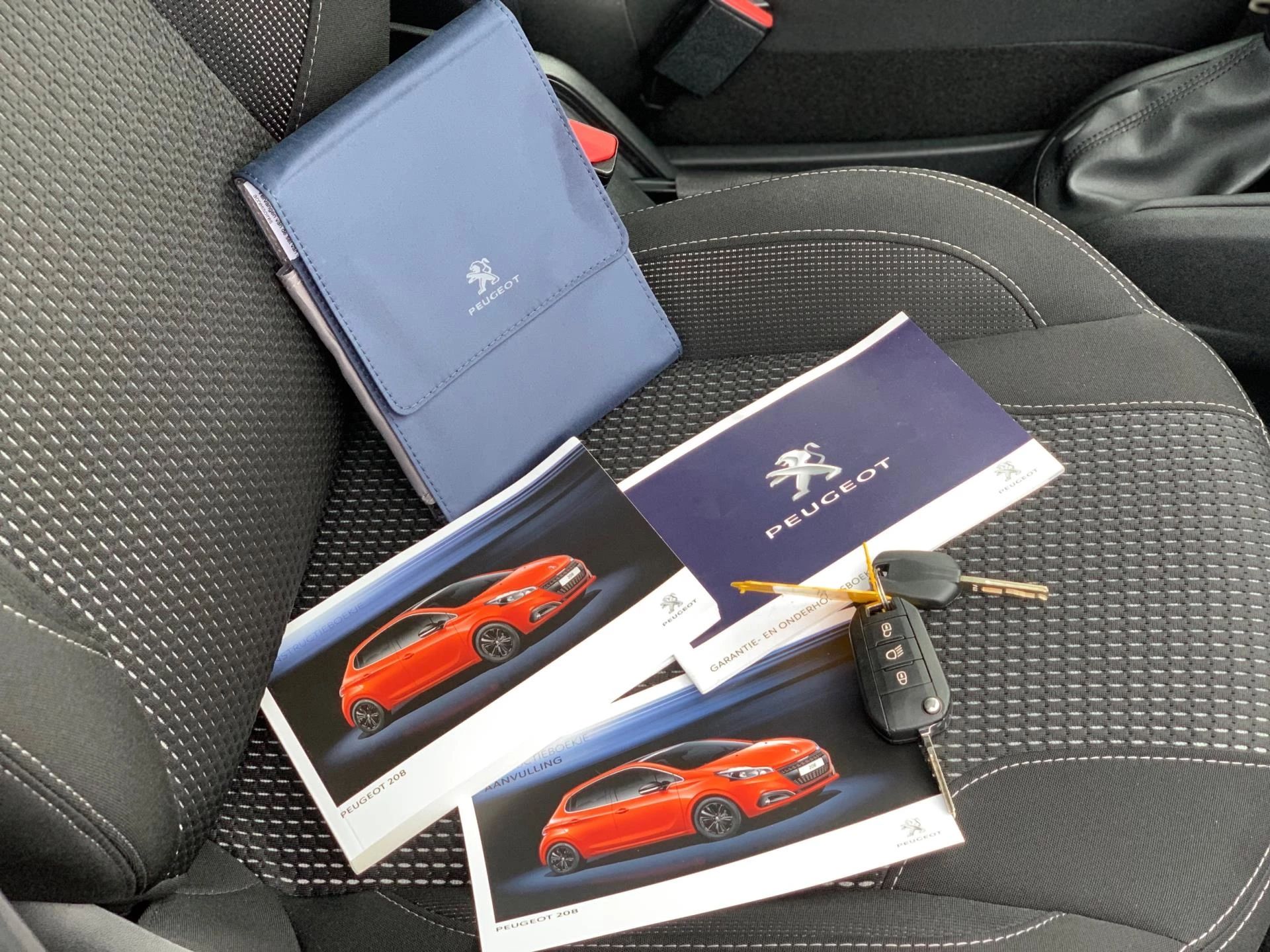 Hoofdafbeelding Peugeot 208