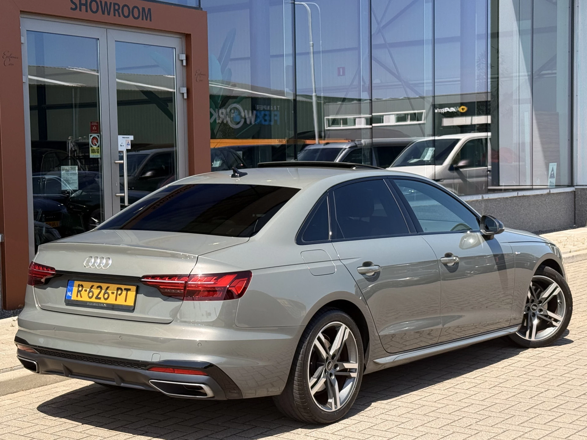 Hoofdafbeelding Audi A4