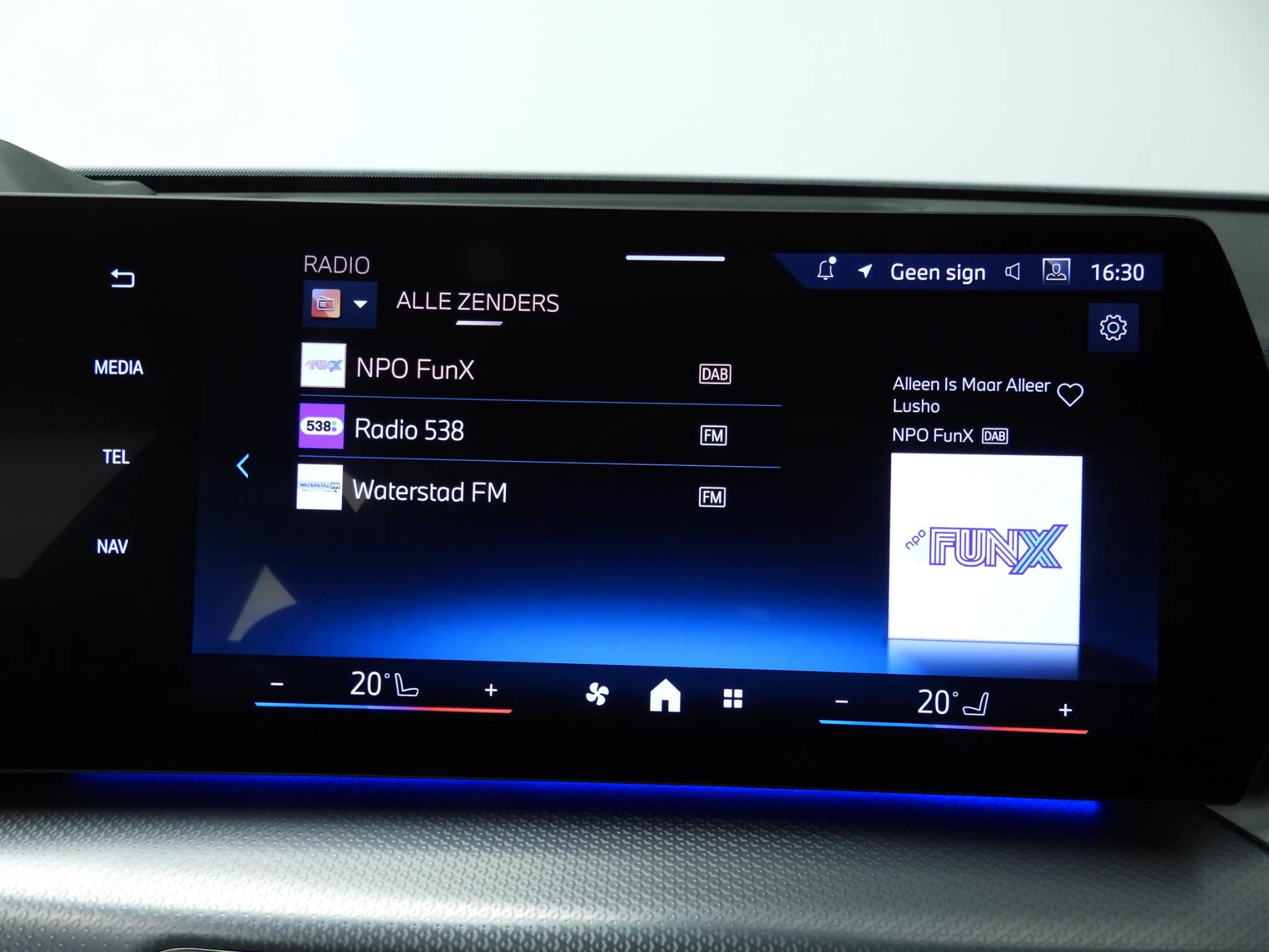 Hoofdafbeelding BMW iX2