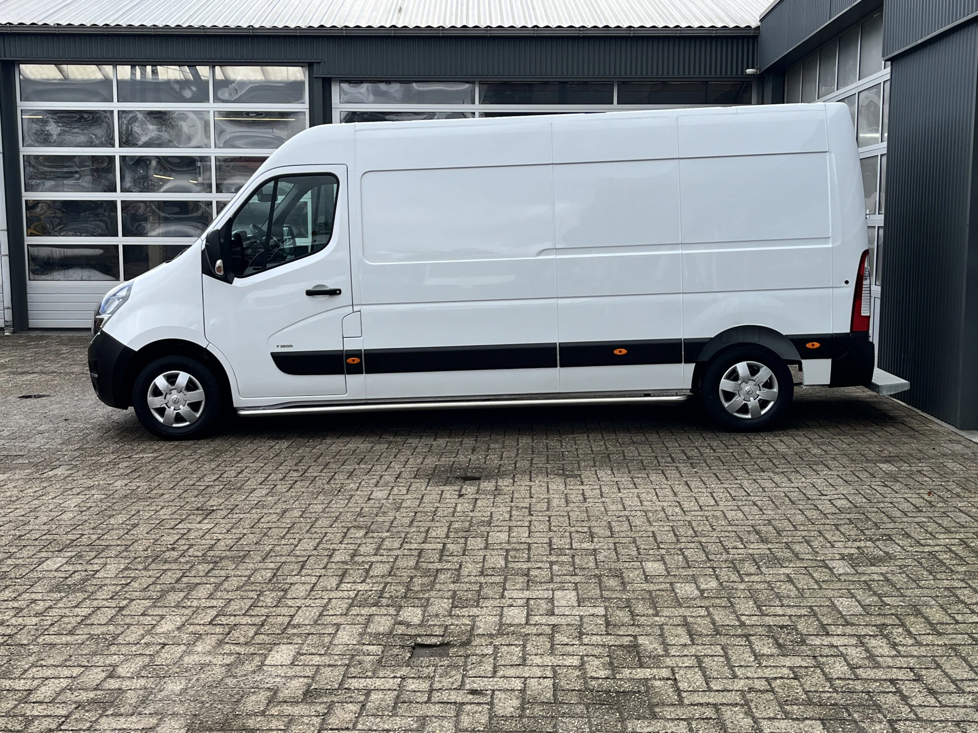 Hoofdafbeelding Opel Movano