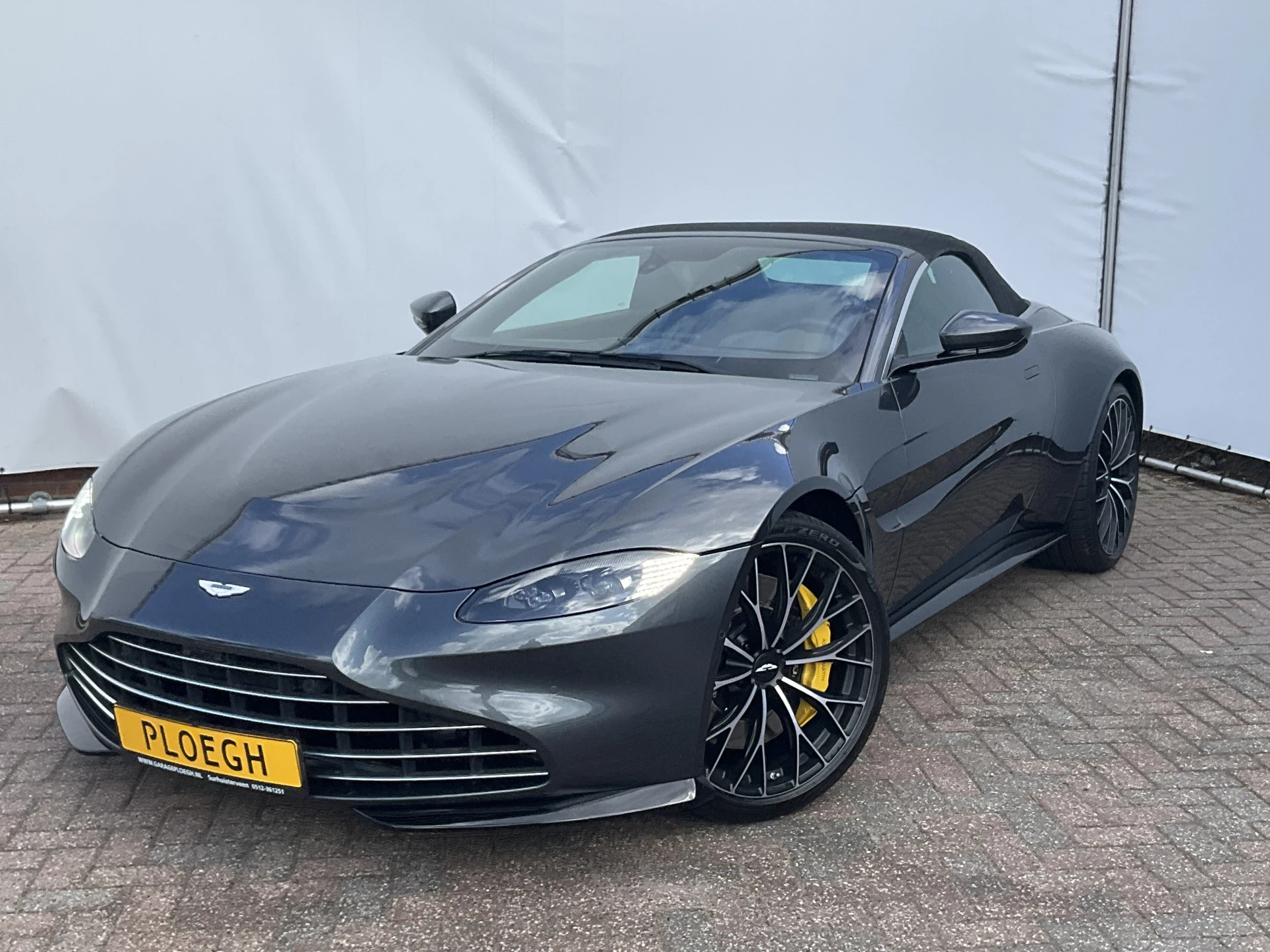 Hoofdafbeelding Aston Martin V8 Vantage
