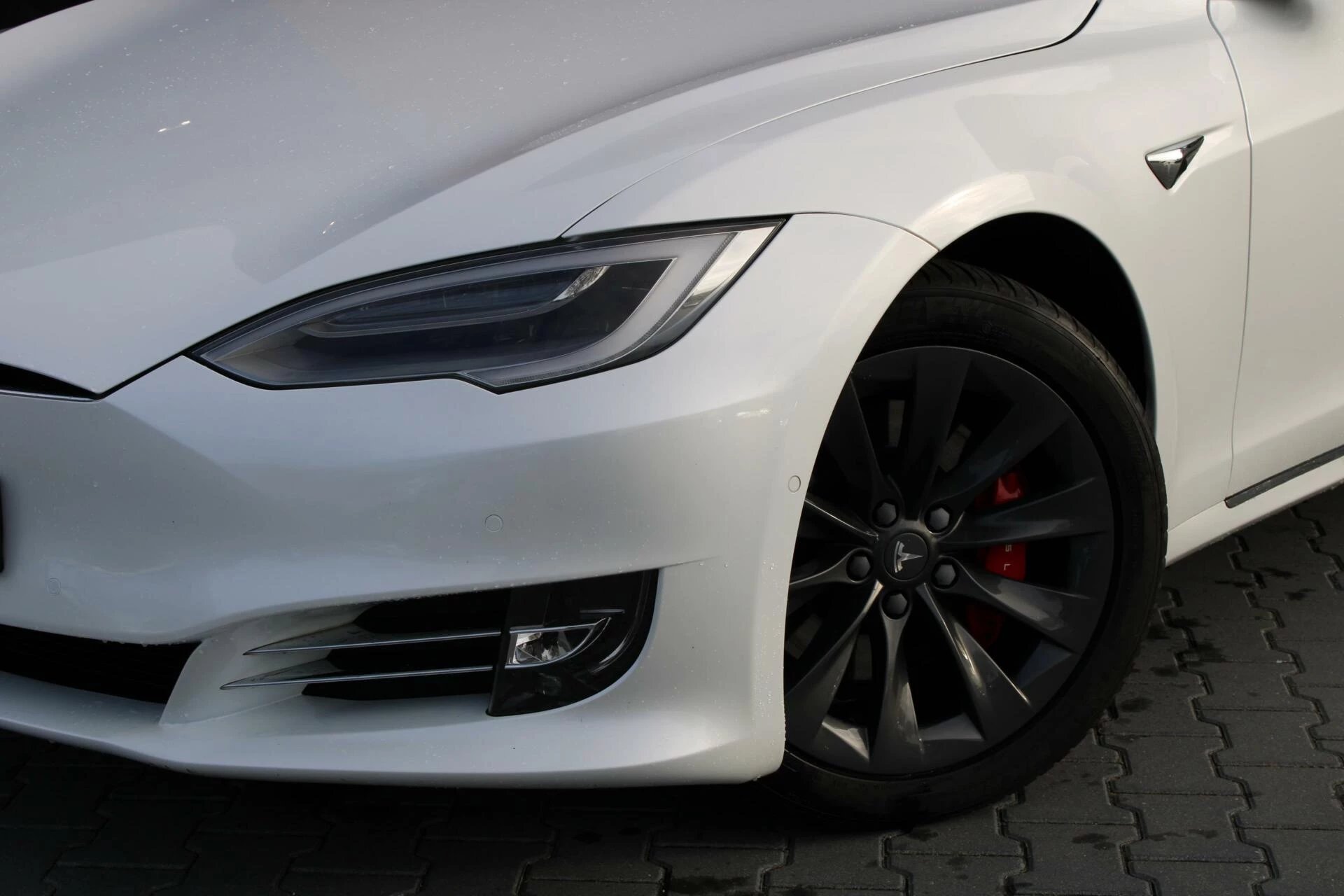 Hoofdafbeelding Tesla Model S