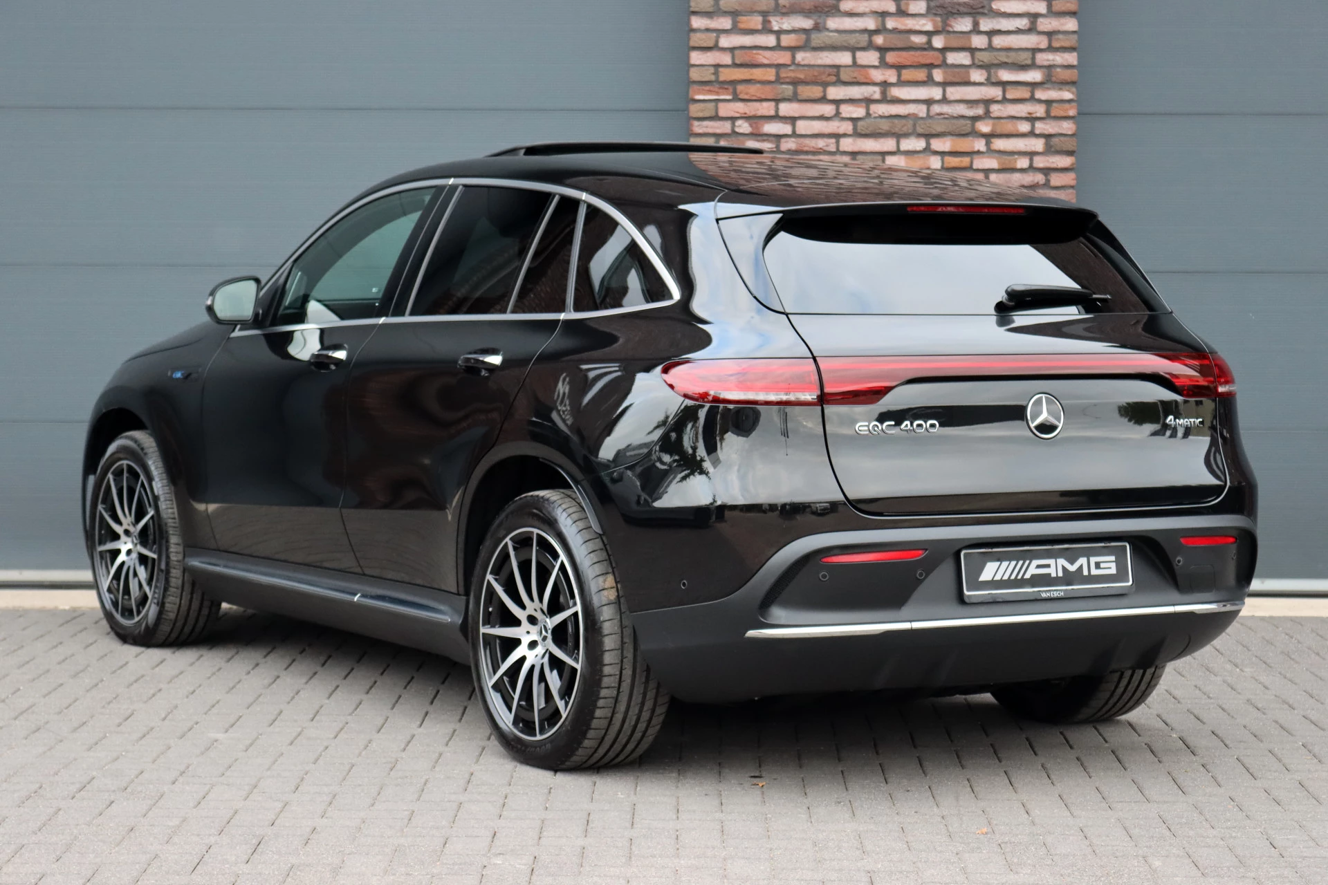 Hoofdafbeelding Mercedes-Benz EQC