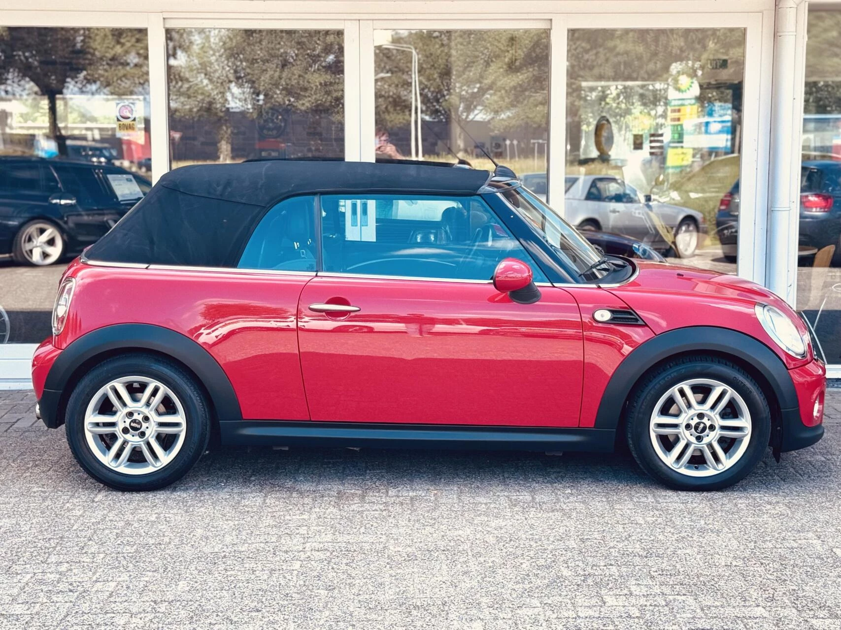 Hoofdafbeelding MINI Cooper Cabrio