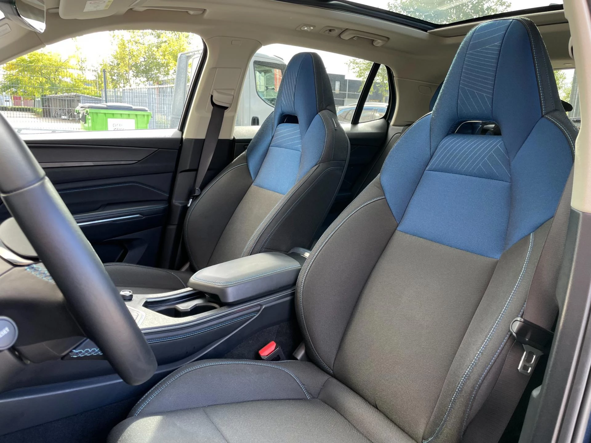 Hoofdafbeelding Lynk & Co 