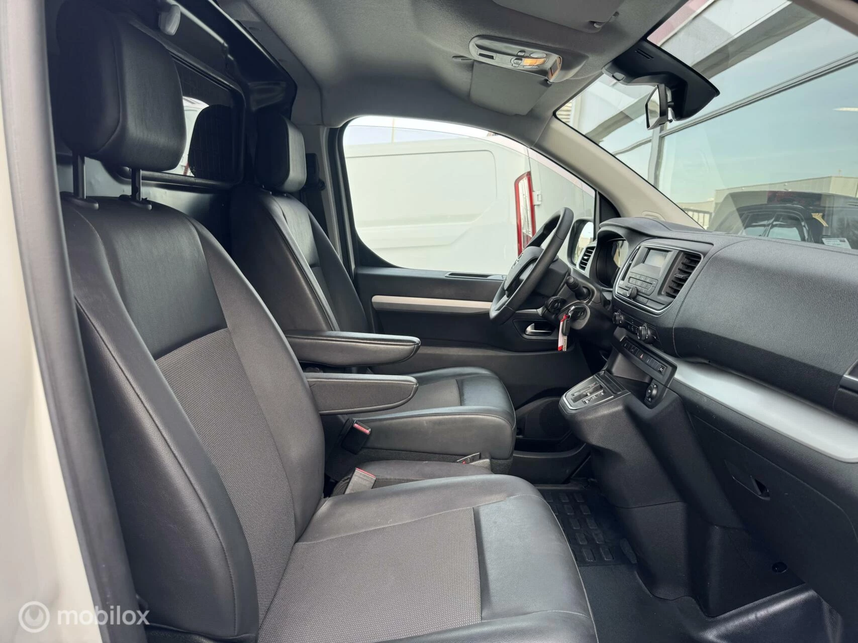Hoofdafbeelding Opel Vivaro-e
