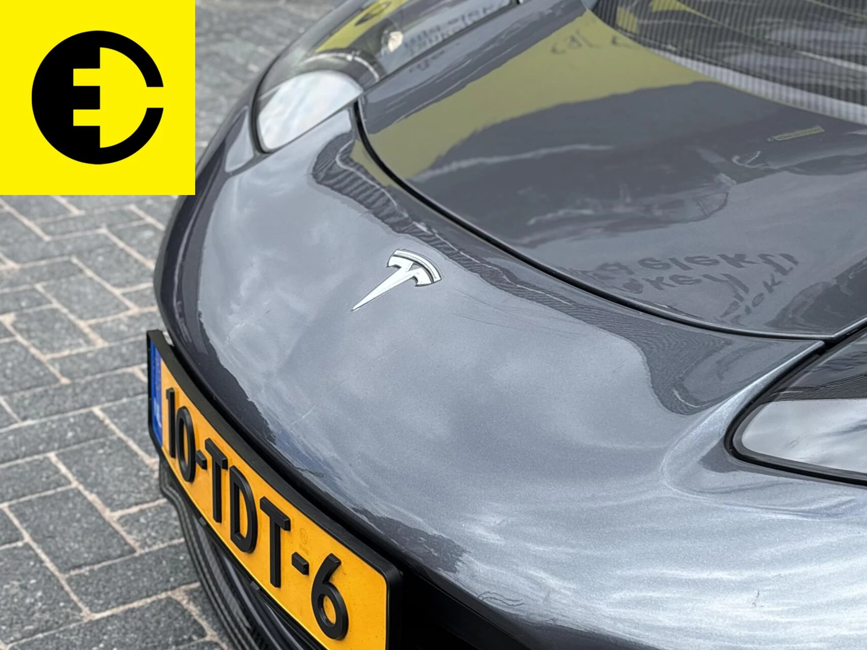 Hoofdafbeelding Tesla Roadster