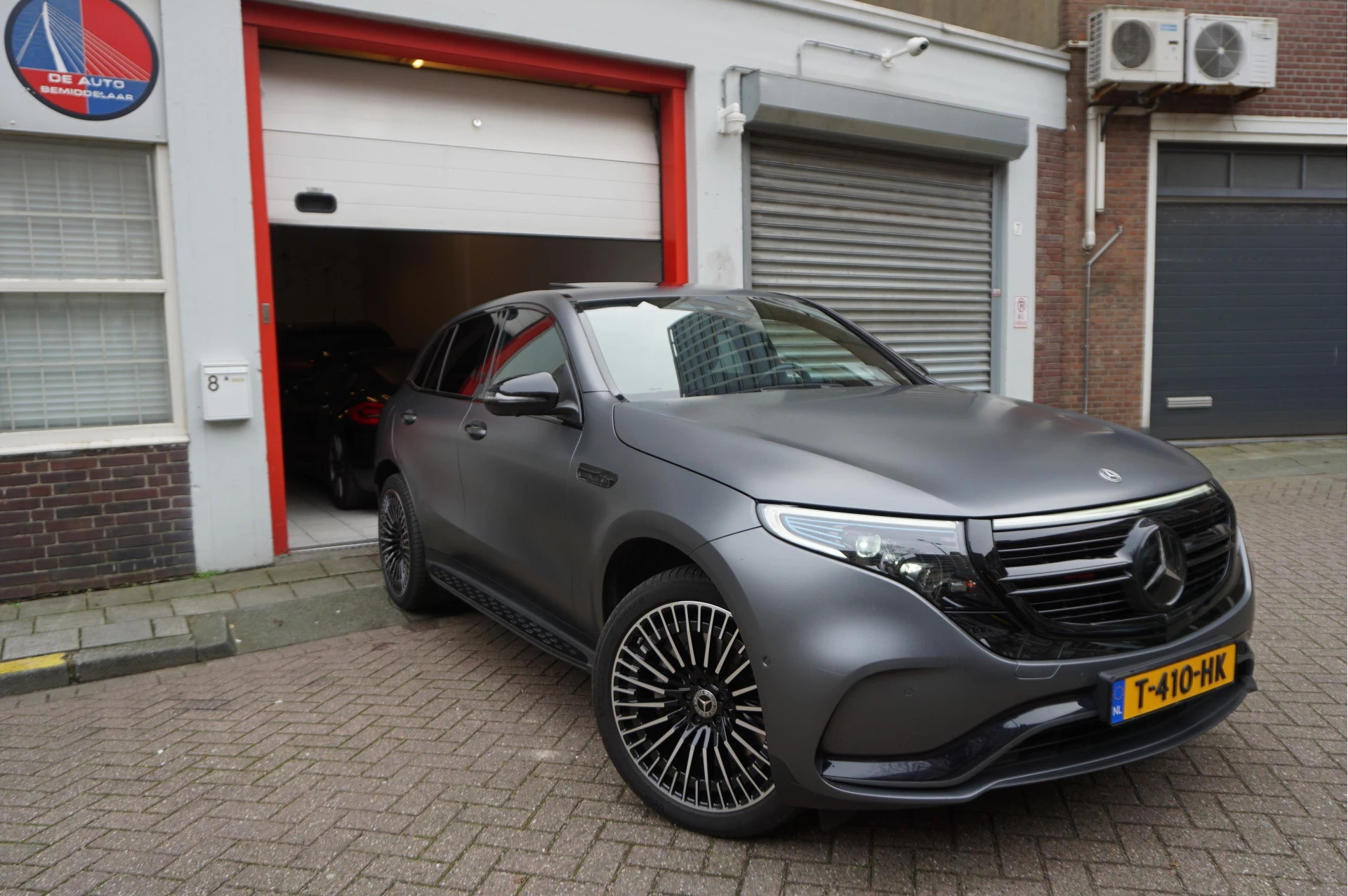 Hoofdafbeelding Mercedes-Benz EQC